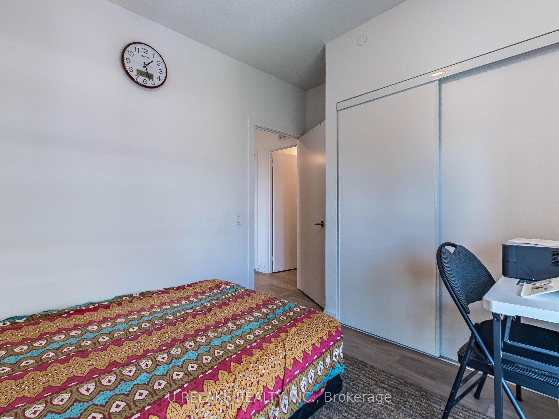 2 Bedrooms Condo at 251 Manitoba,  Toronto For sale