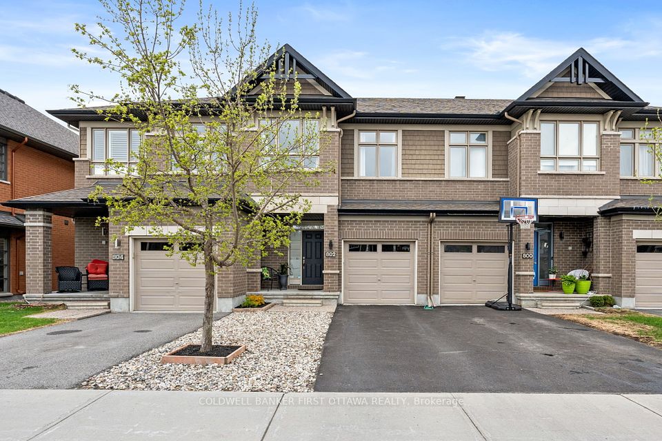 802 Carnelian