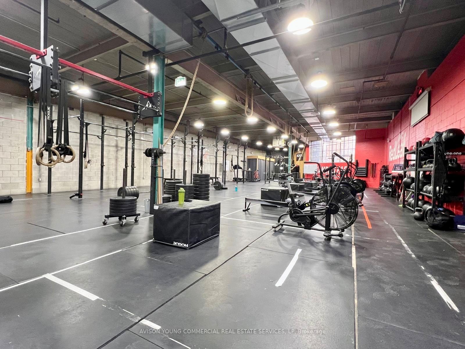 662 Caledonia Road, Toronto, ON M6E 4V8