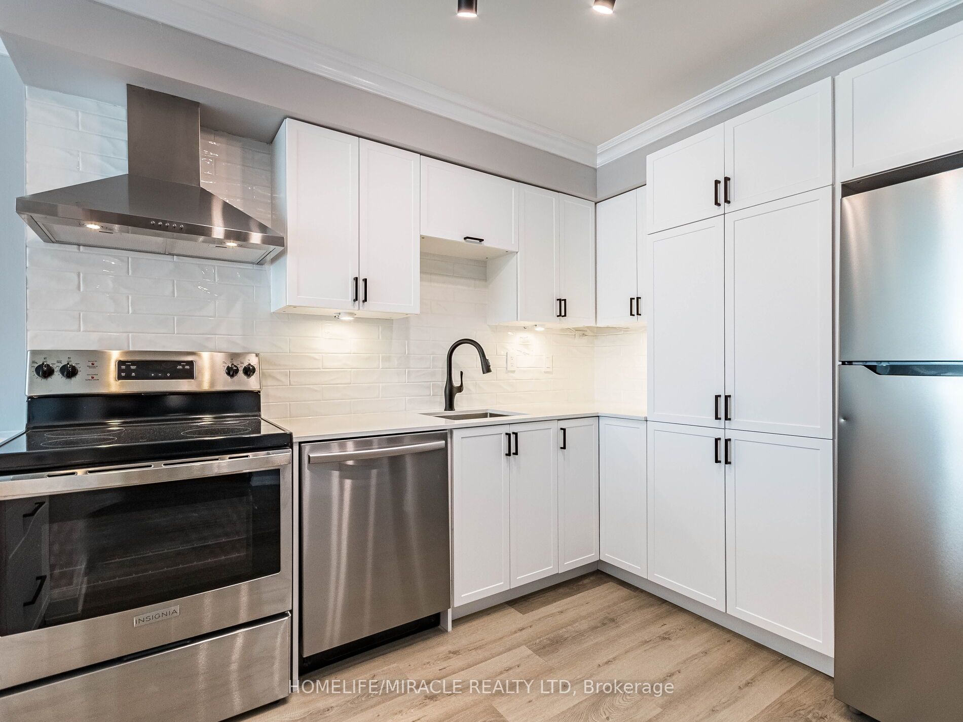 1270 Maple Crossing Boulevard, #604