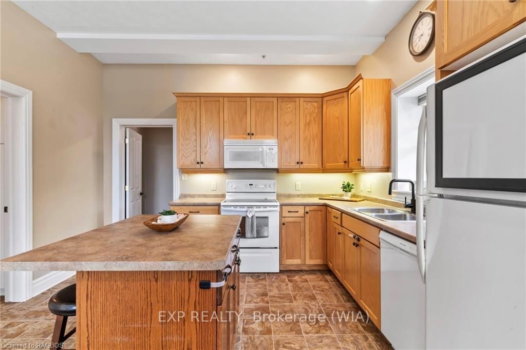 #1 - 355 PRINCESS Street, Georgian Bluffs, ON N0H 2K0