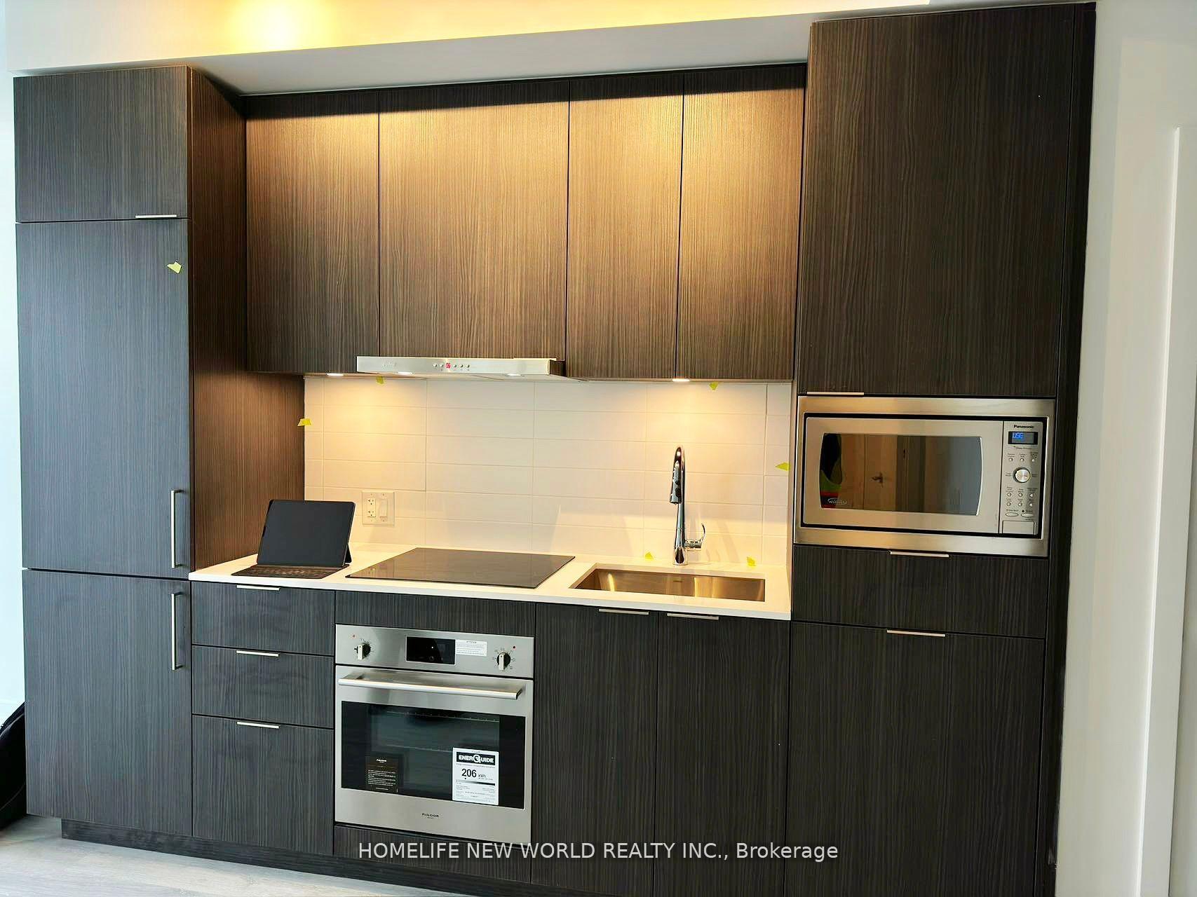 1 Bedroom Condo at 7 Golden Lion Heights,  Toronto For sale