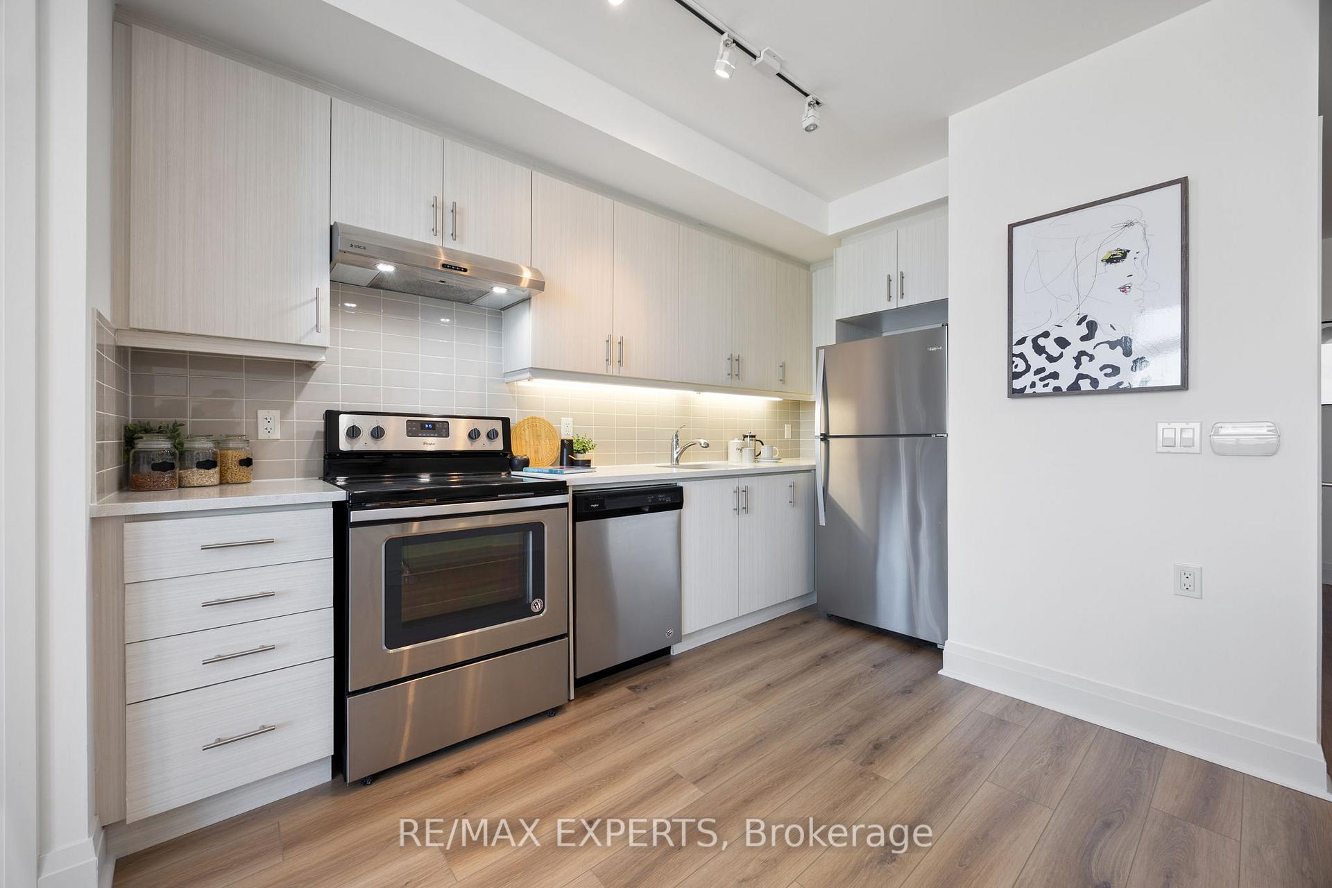 1 Bedroom Condo at 17 Zorra, Toronto For sale