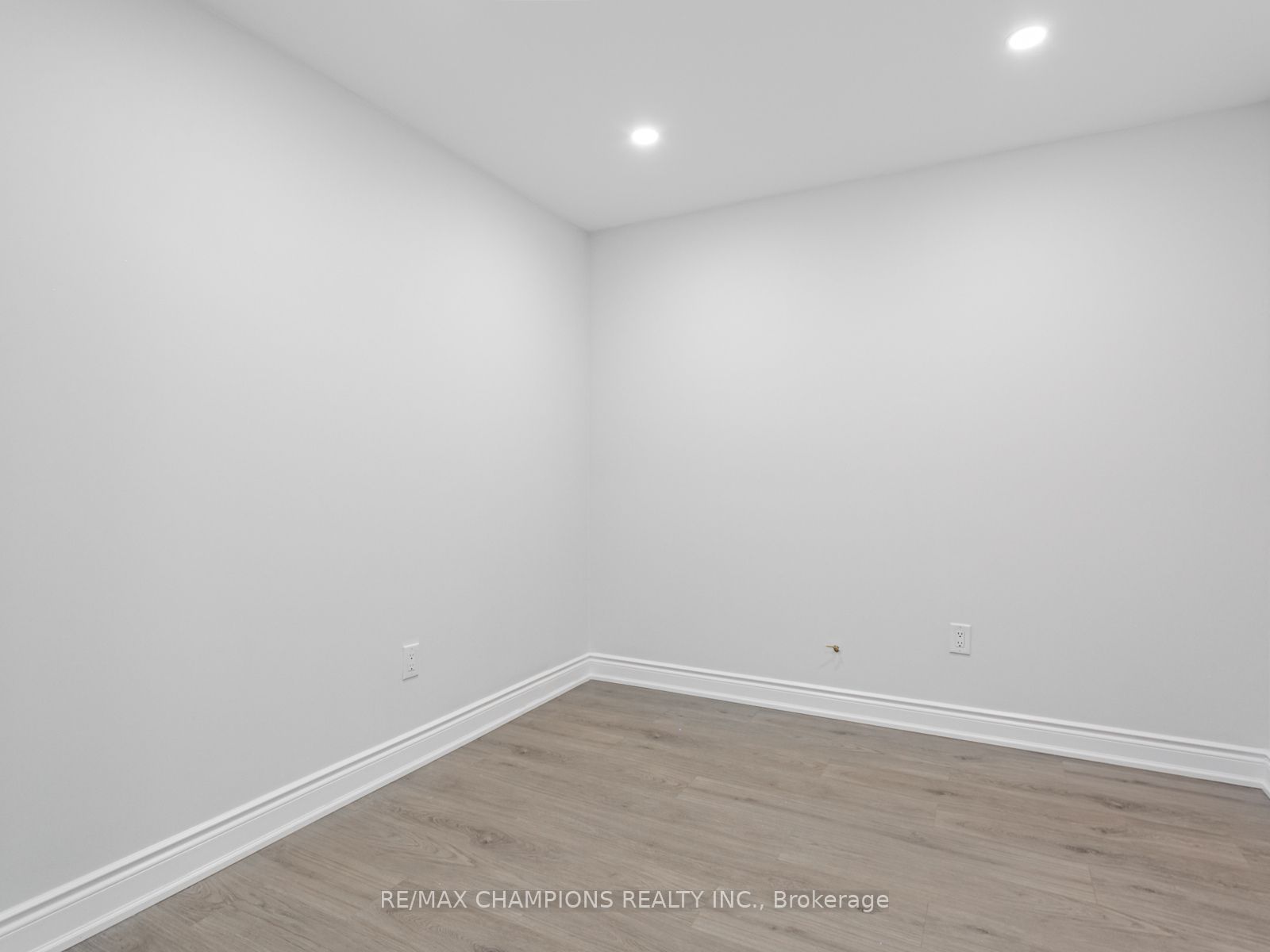 2565 Steeles Avenue E #26, Brampton Steeles Industrial