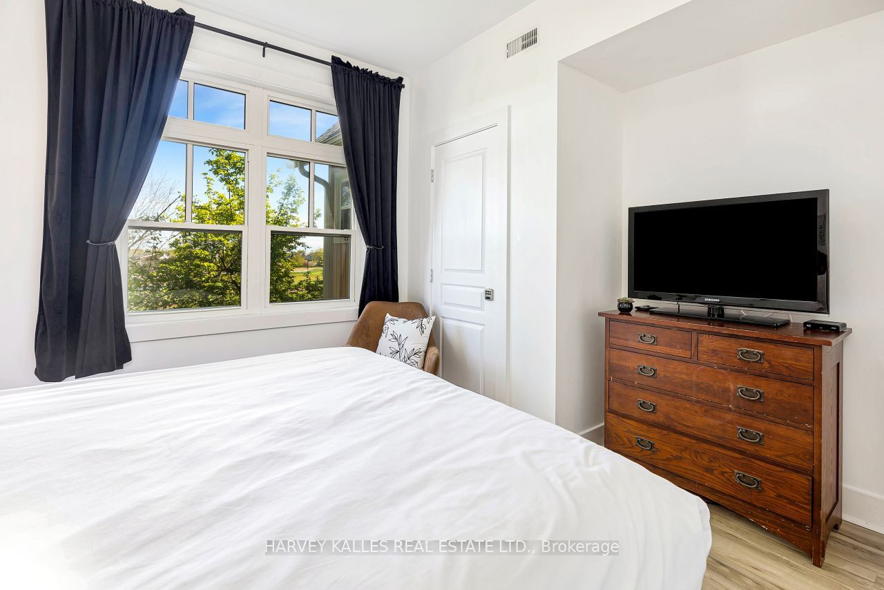 115 Fairway Court 211