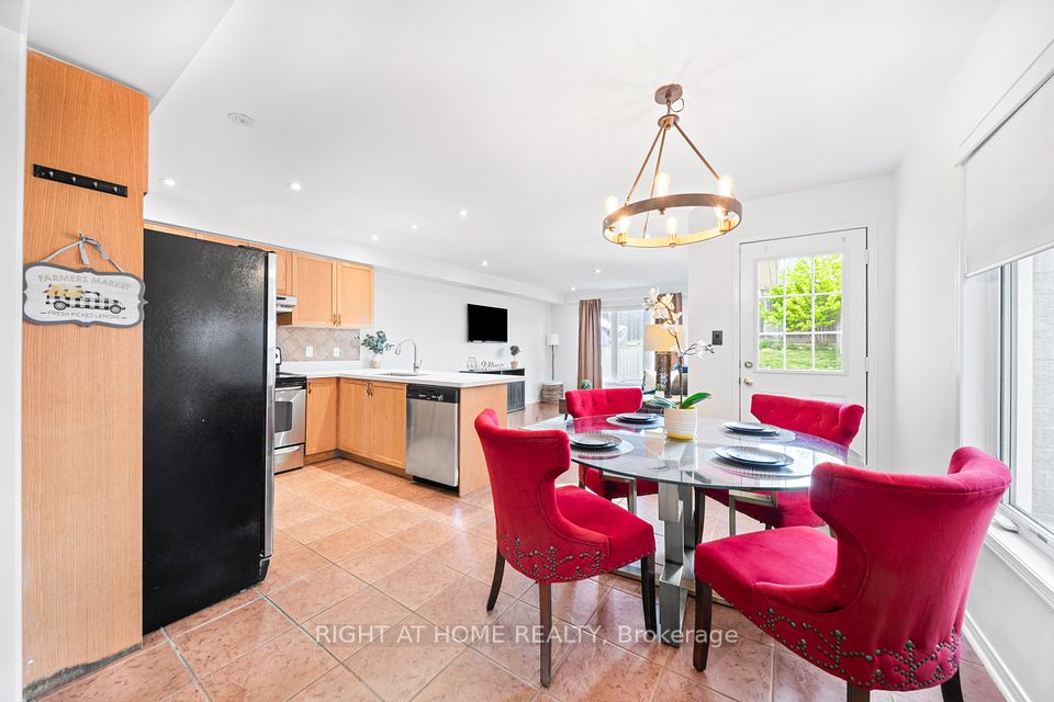 3881 Partition Road, Mississauga, ON L5N 8N2