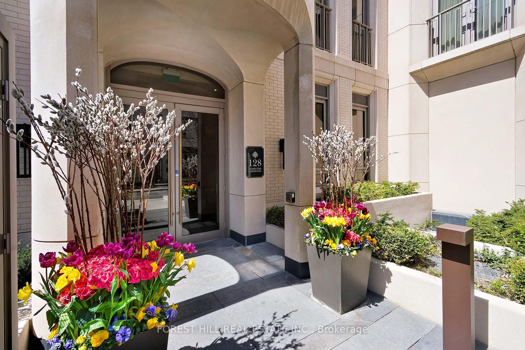 1 Bedroom Condo at 128 Hazelton, Toronto For sale