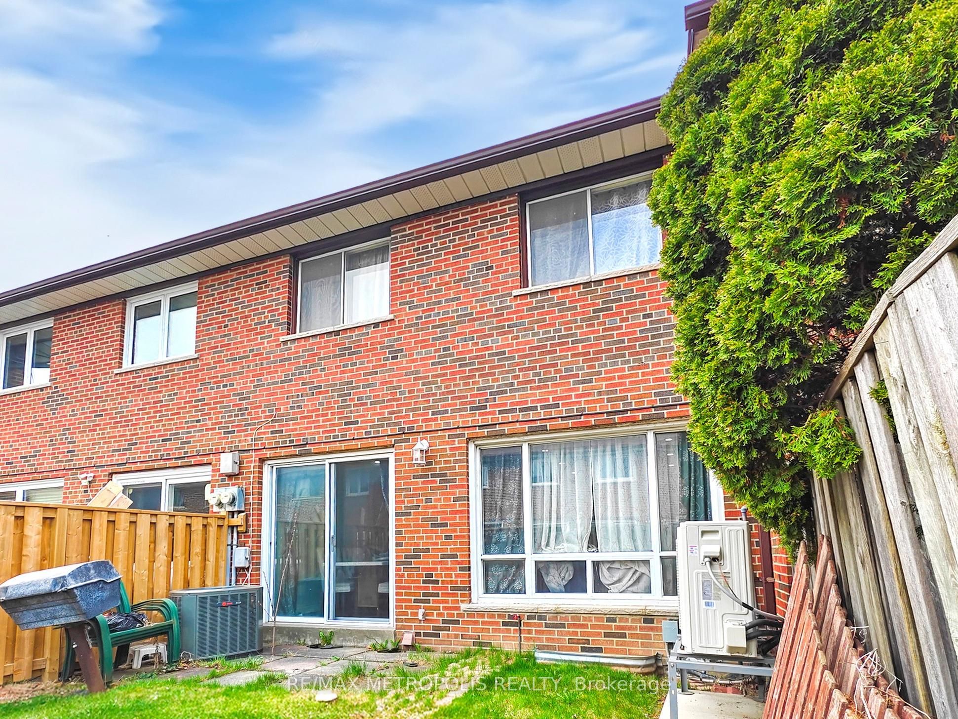 7033 Netherbrae Road, #8