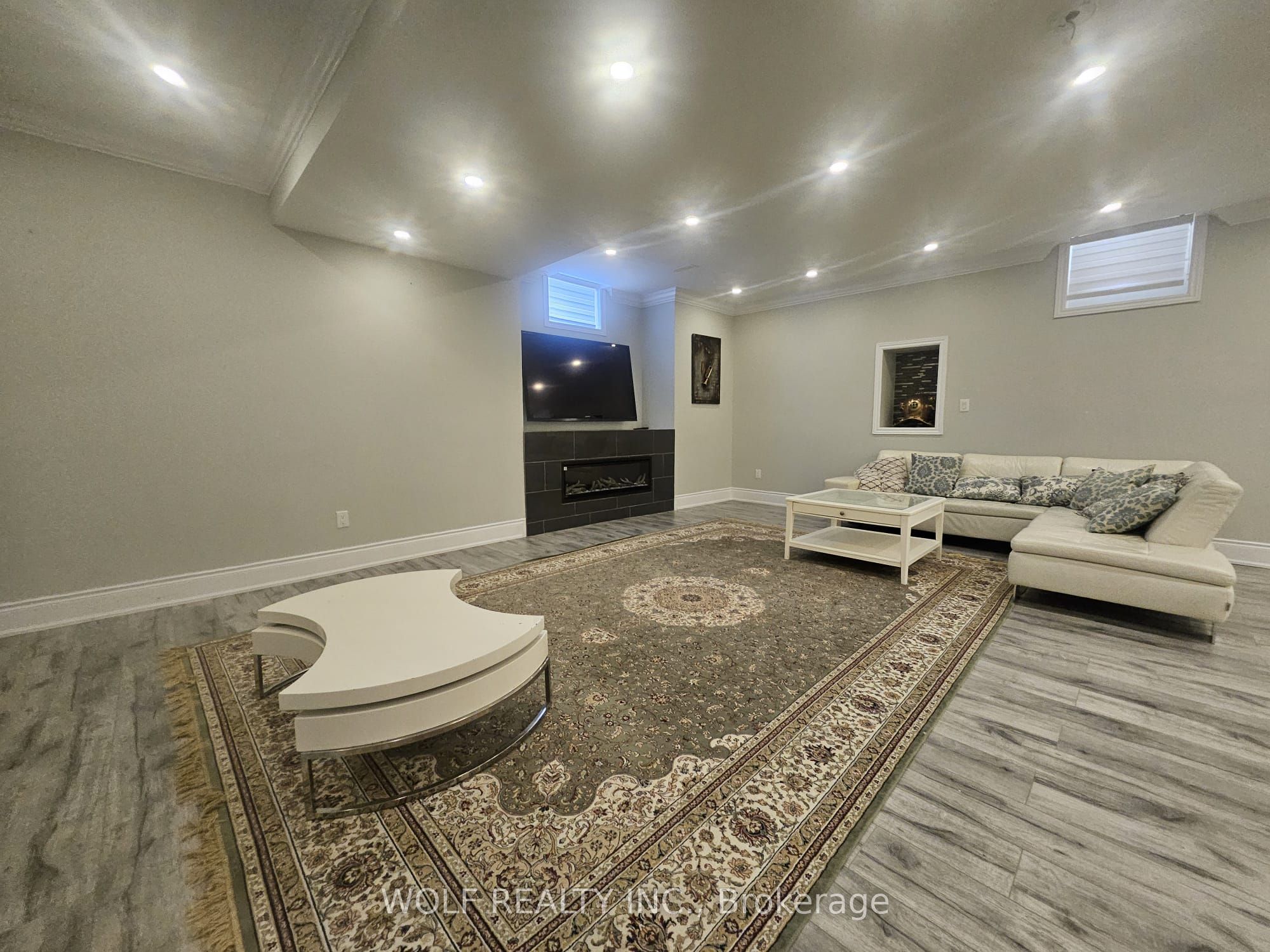 16 Rolling Acres Drive