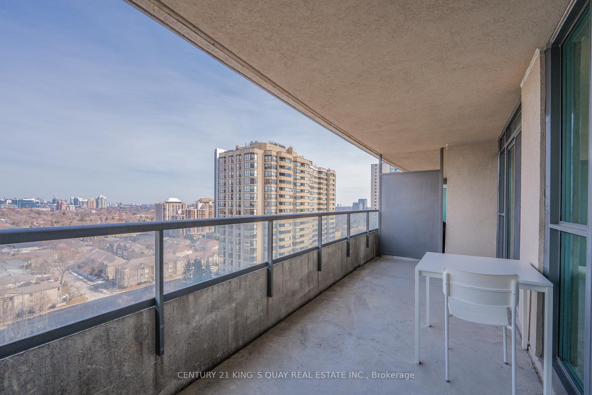 3 Bedrooms Condo at 18 Spring Garden, Toronto For sale