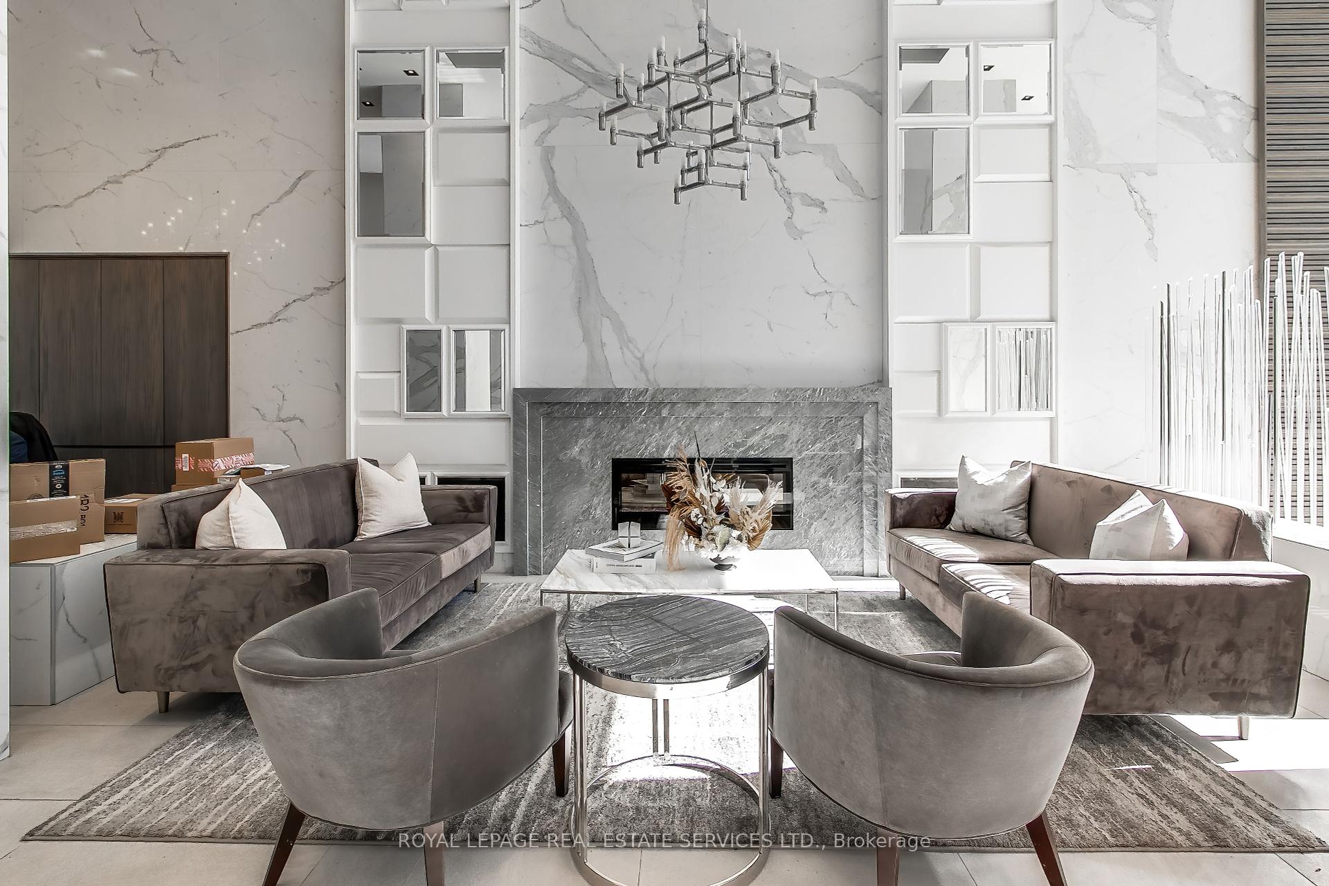 3 Bedrooms Condo at 501 St Clair, Toronto For sale