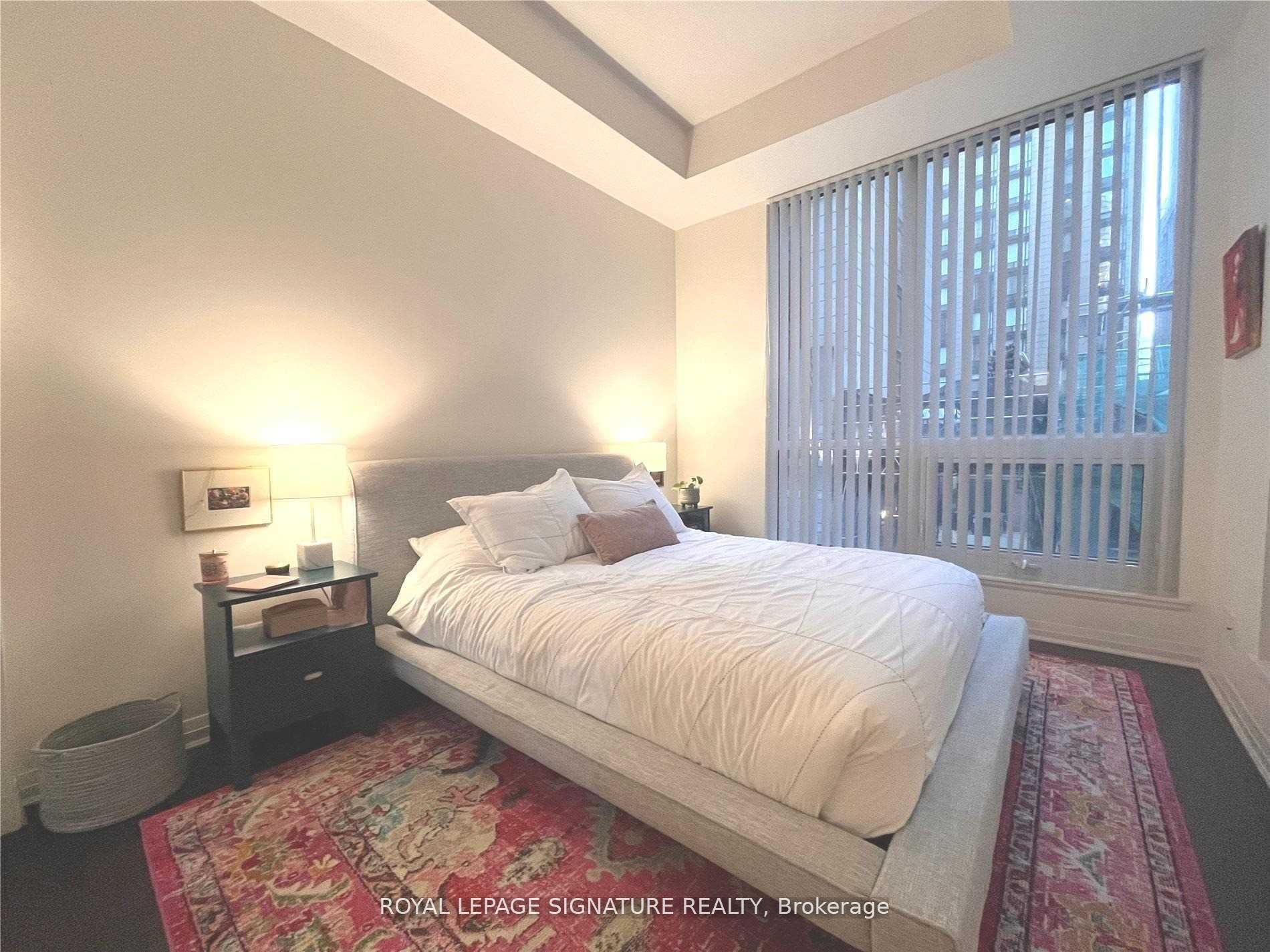 8 Mercer Street, #211