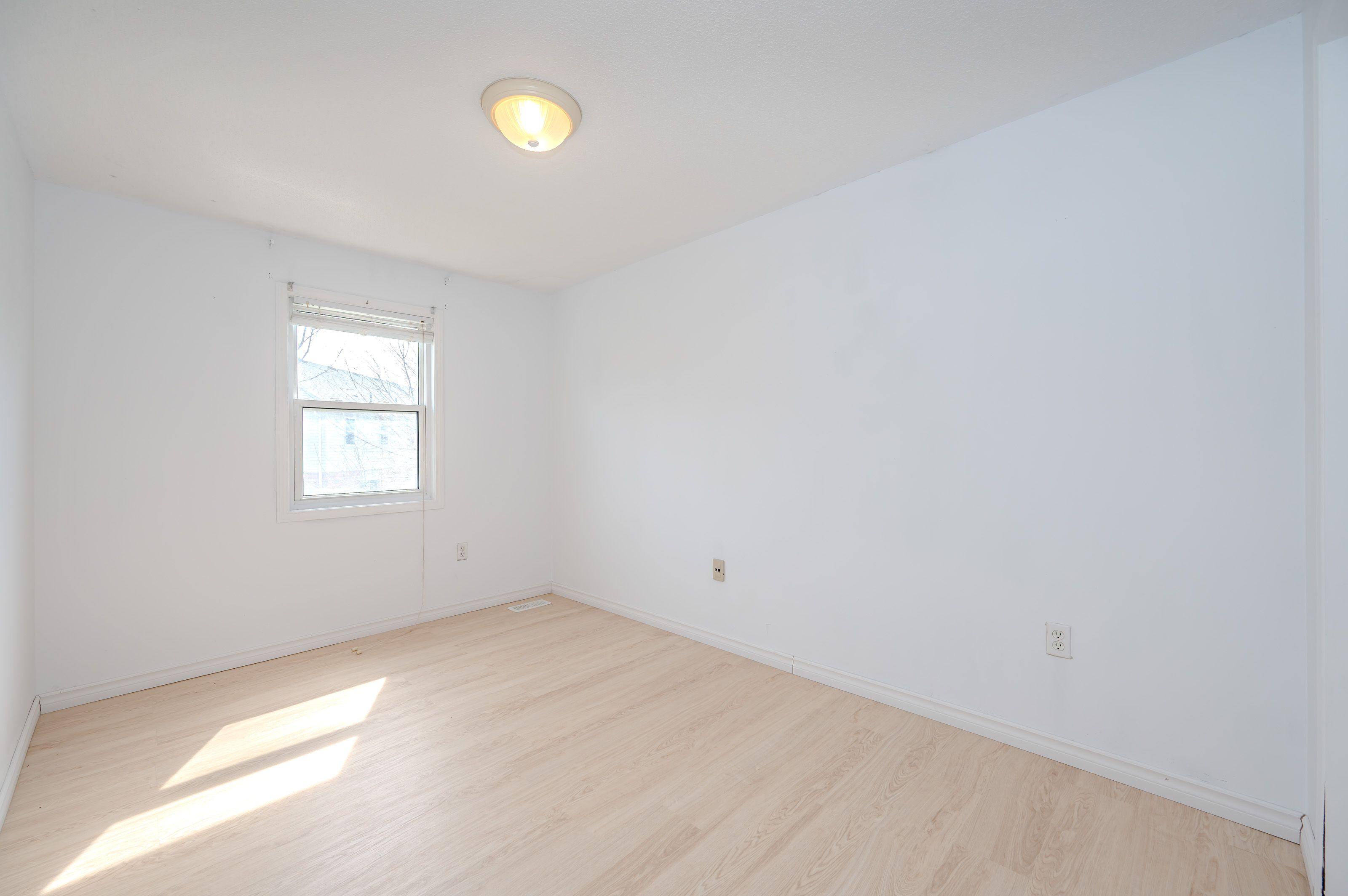 30 Imperial Road S 47