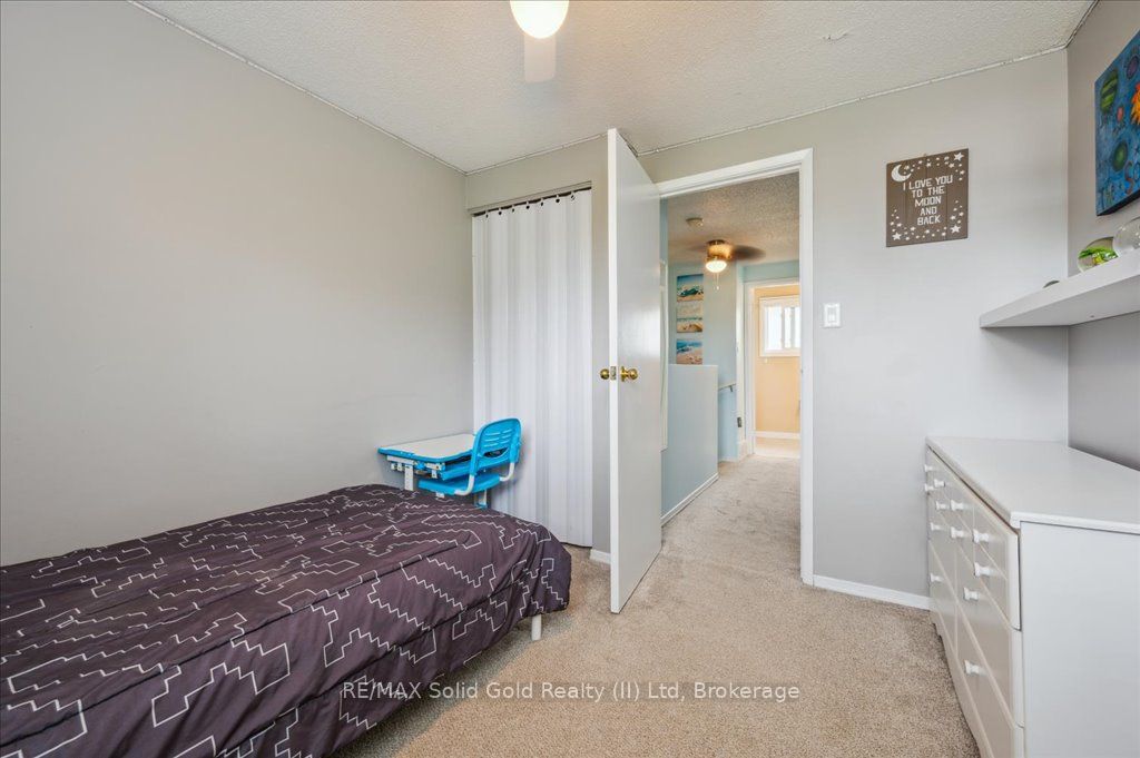 419 Bairstow Crescent, #3
