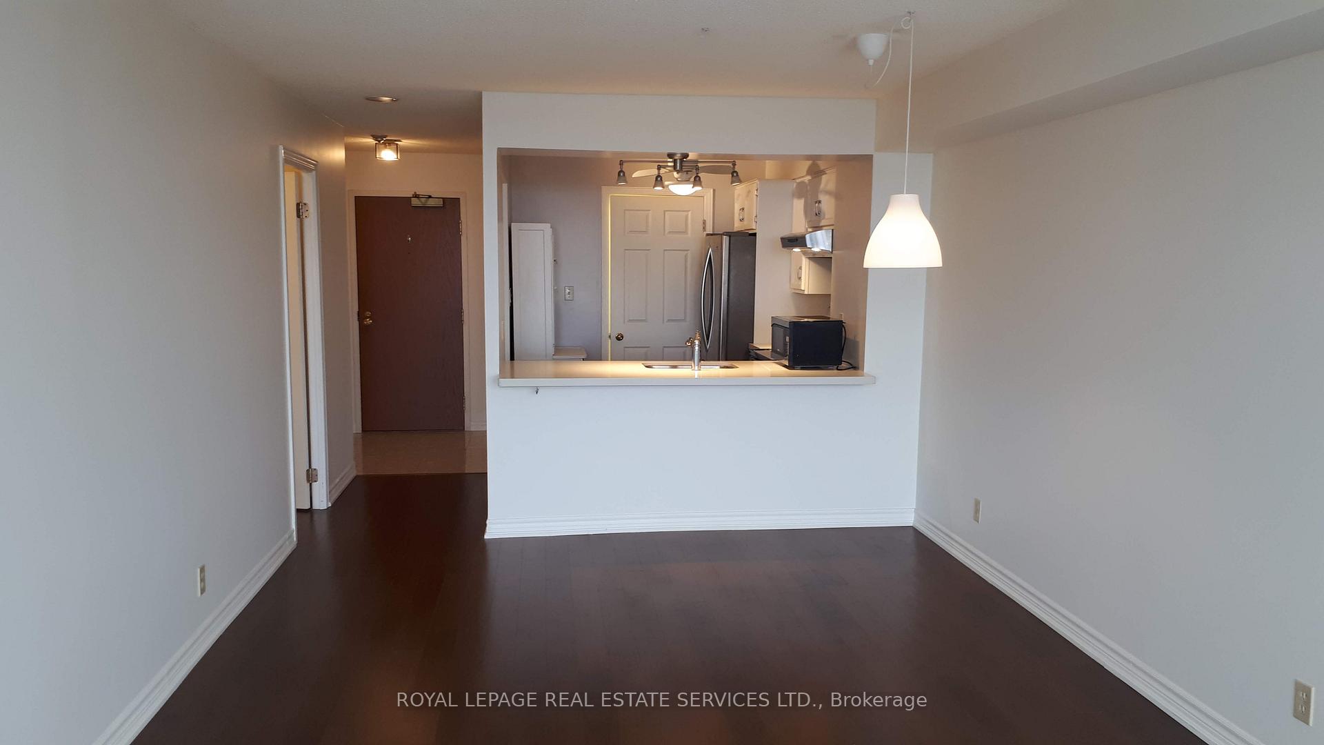 1 Bedroom Condo at 1 Aberfoyle, Toronto For sale
