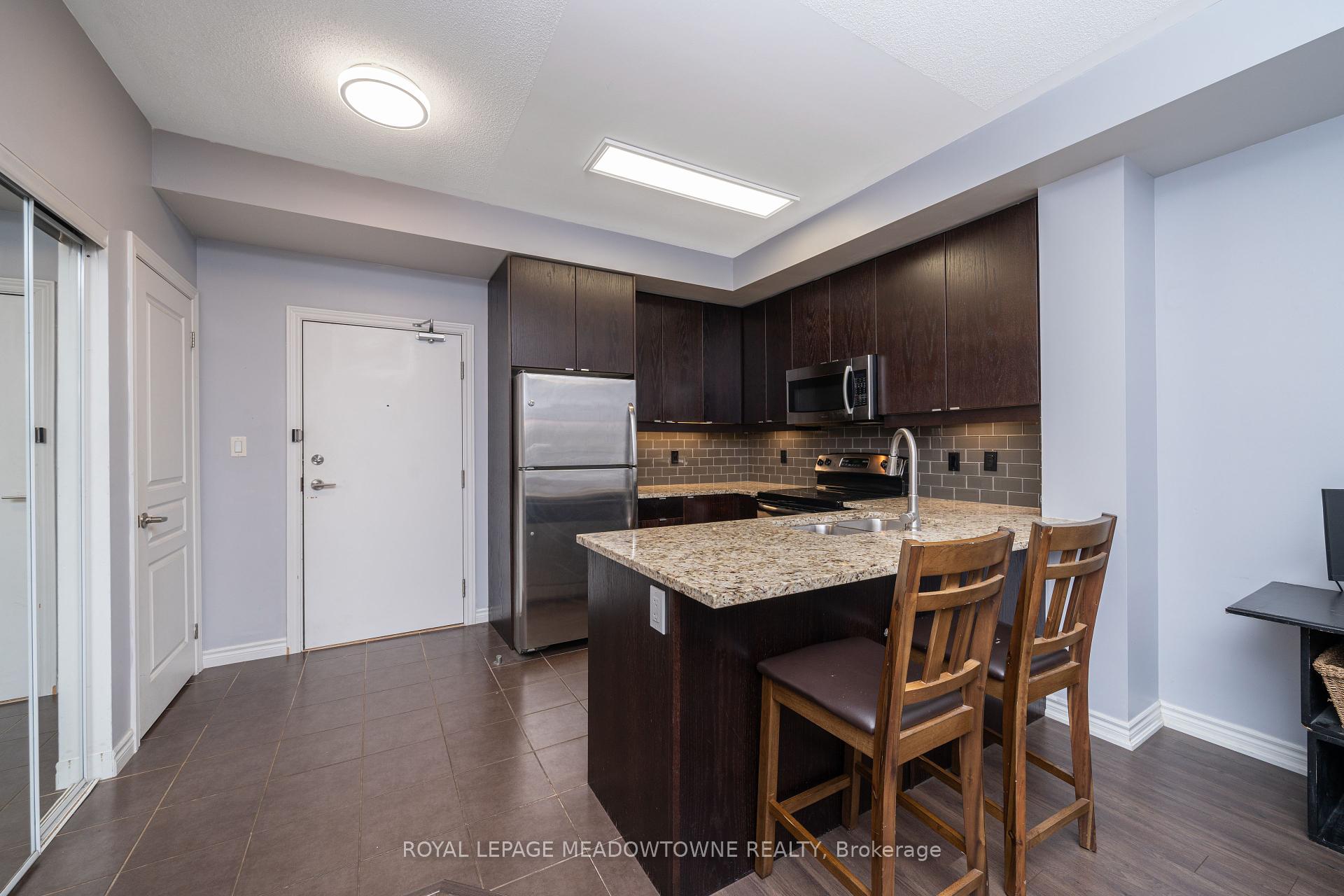1 Bedroom Condo at 570 Lolita, Mississauga For sale