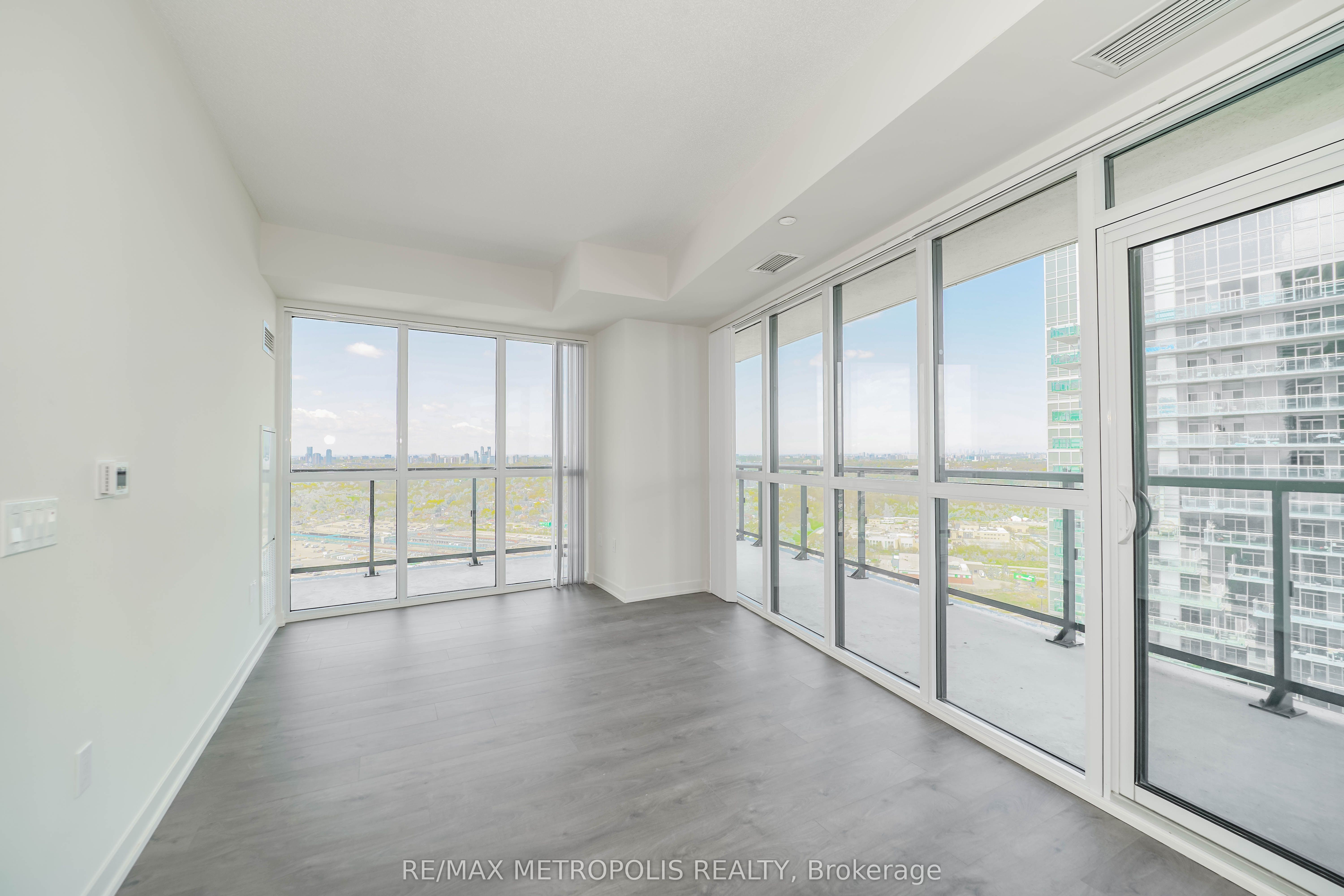 38 Annie Craig Drive, #3611