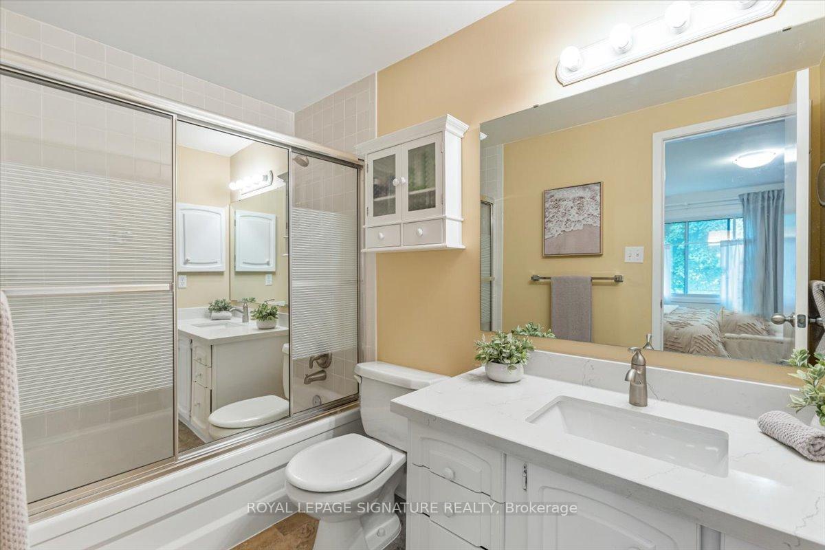 3 Bedrooms Condo at 86 Wagon Trailway, Toronto For sale