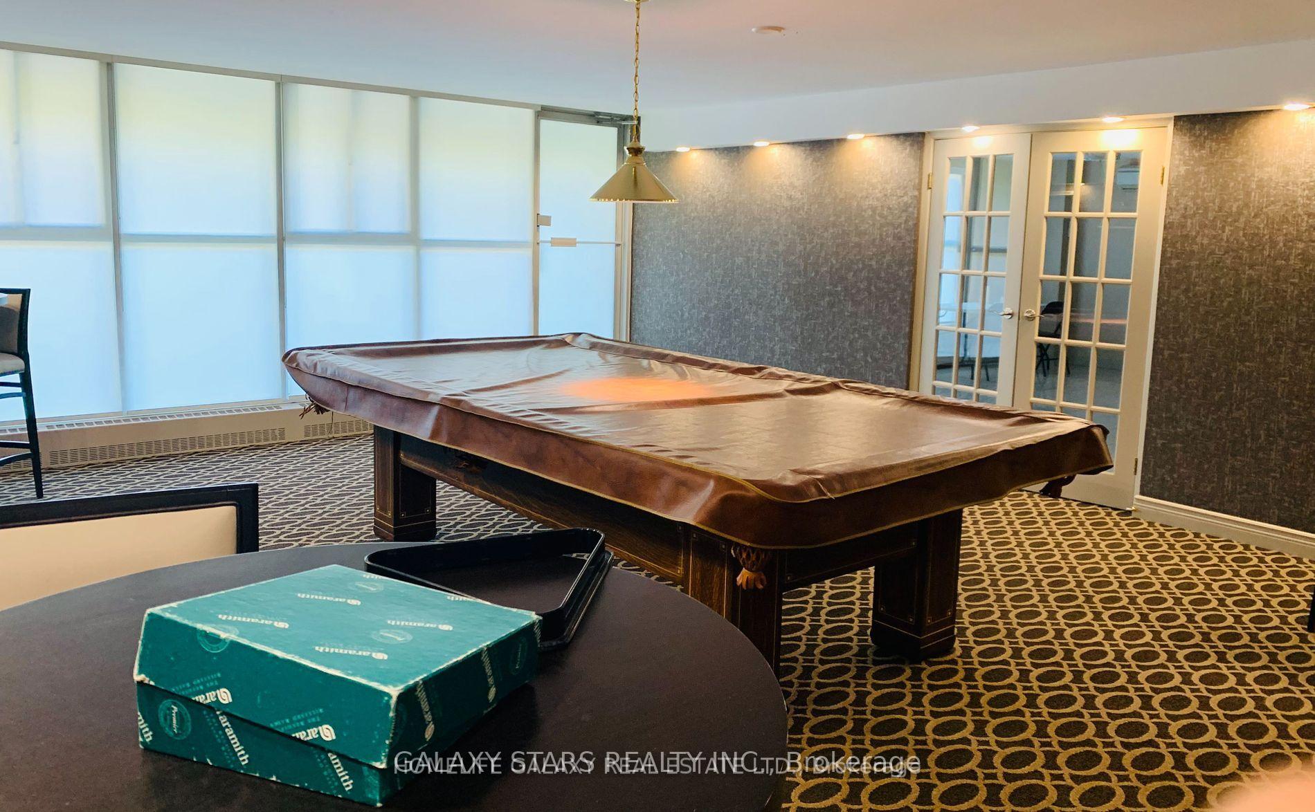 2 Bedrooms Condo at 2 Glamorgan,  Toronto For sale