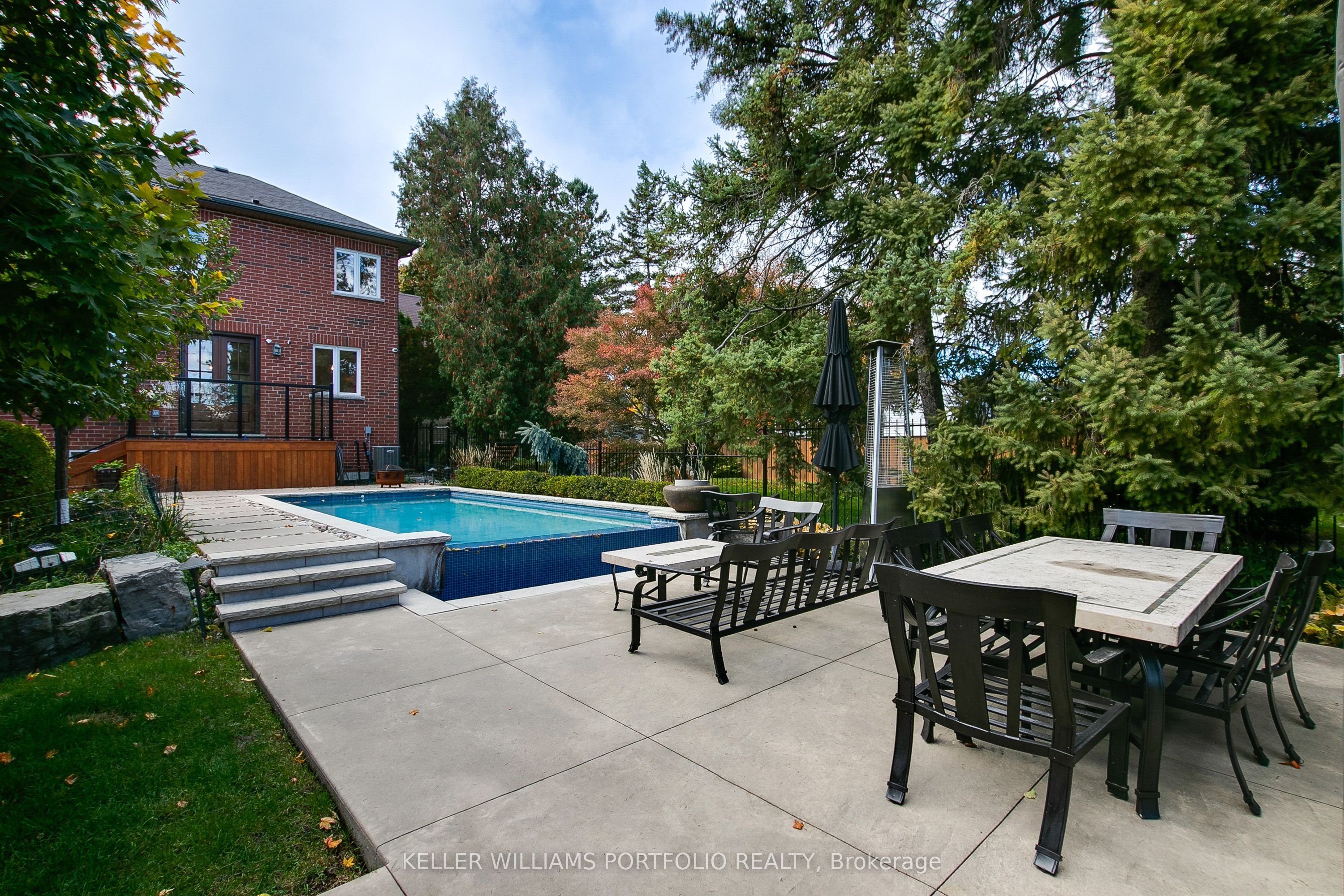 75 Ashbourne Drive