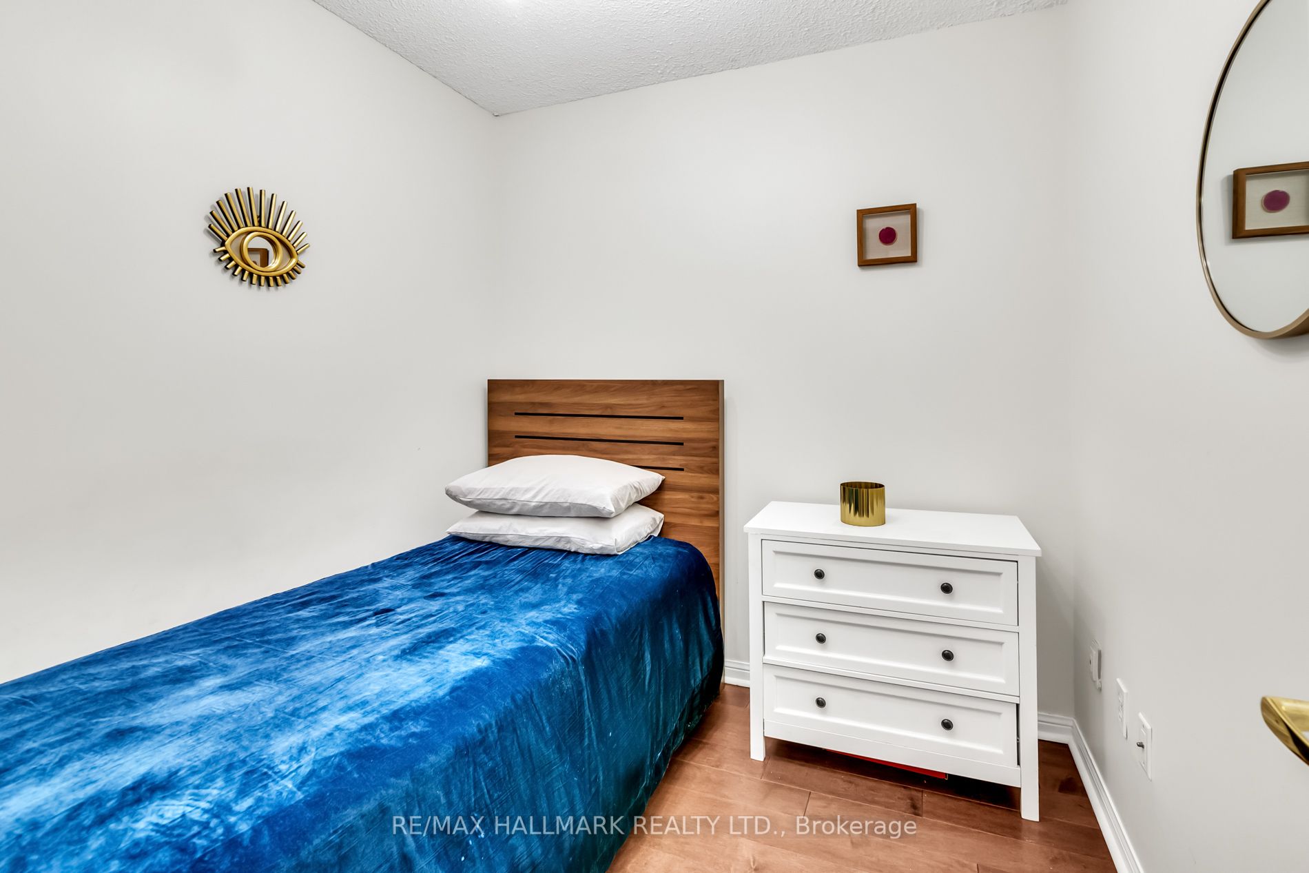 188 Redpath Avenue, #207