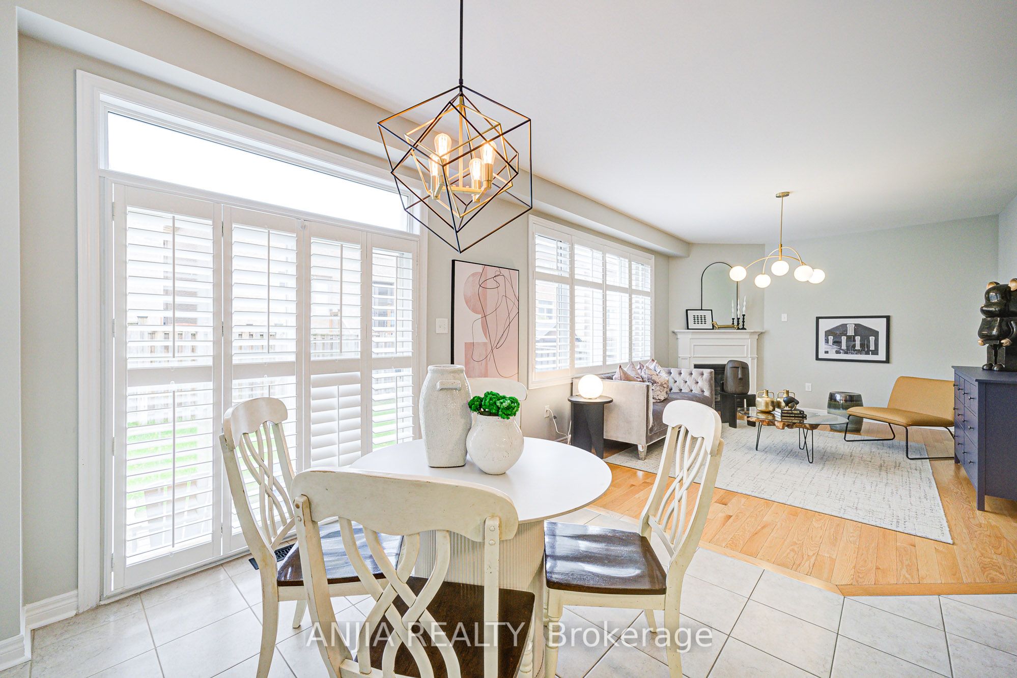 9 Desjardin Drive