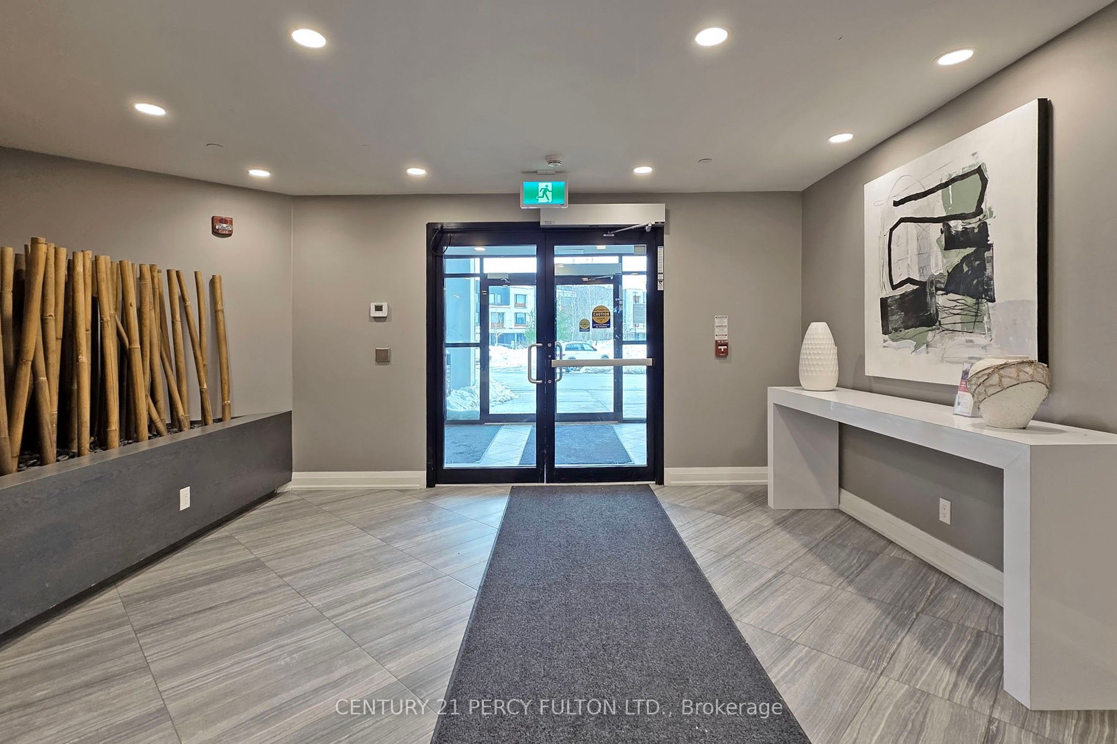 128 Grovewood Common, #320