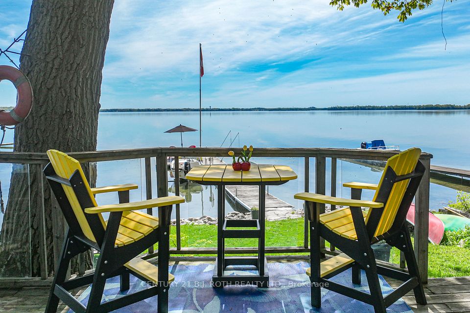 3939 Menoke Beach Road, Severn, ON L3V 0T9