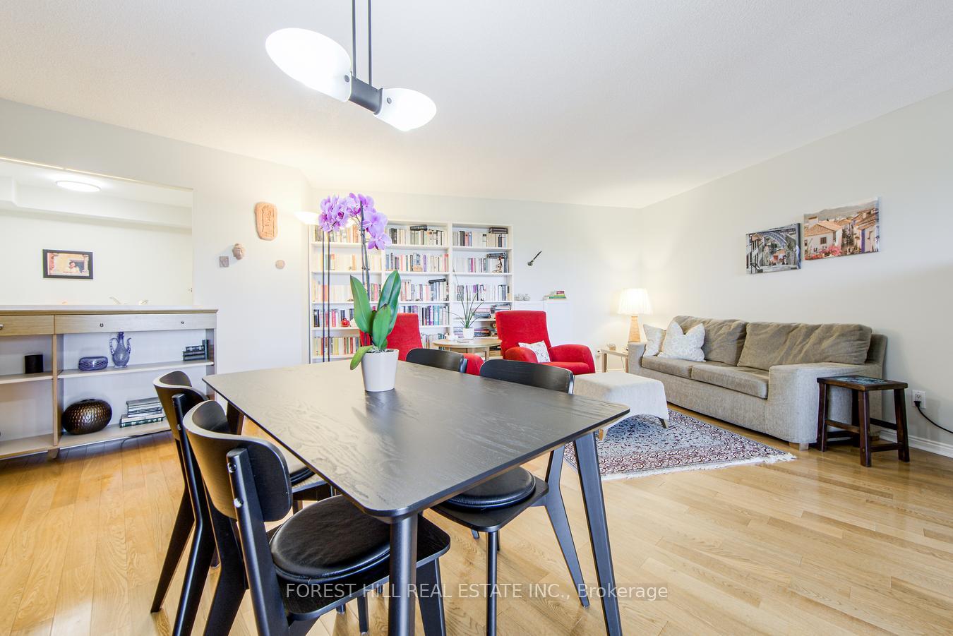 1 Bedroom Condo at 10 Guildwood, Toronto For sale