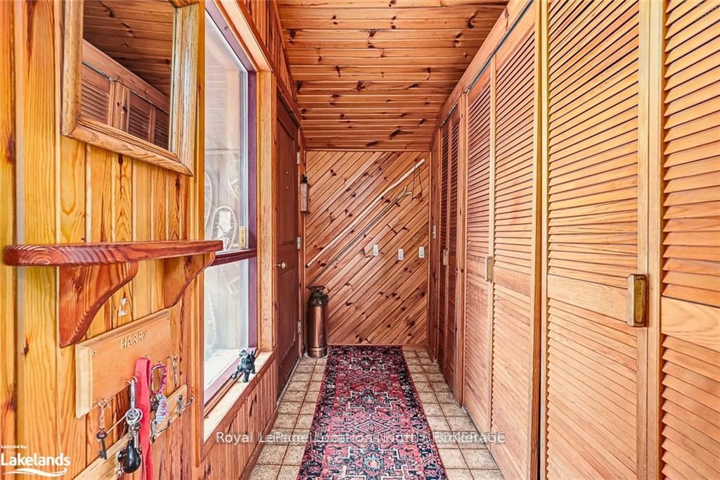 795310 The Blue Mountains Clearview Townline