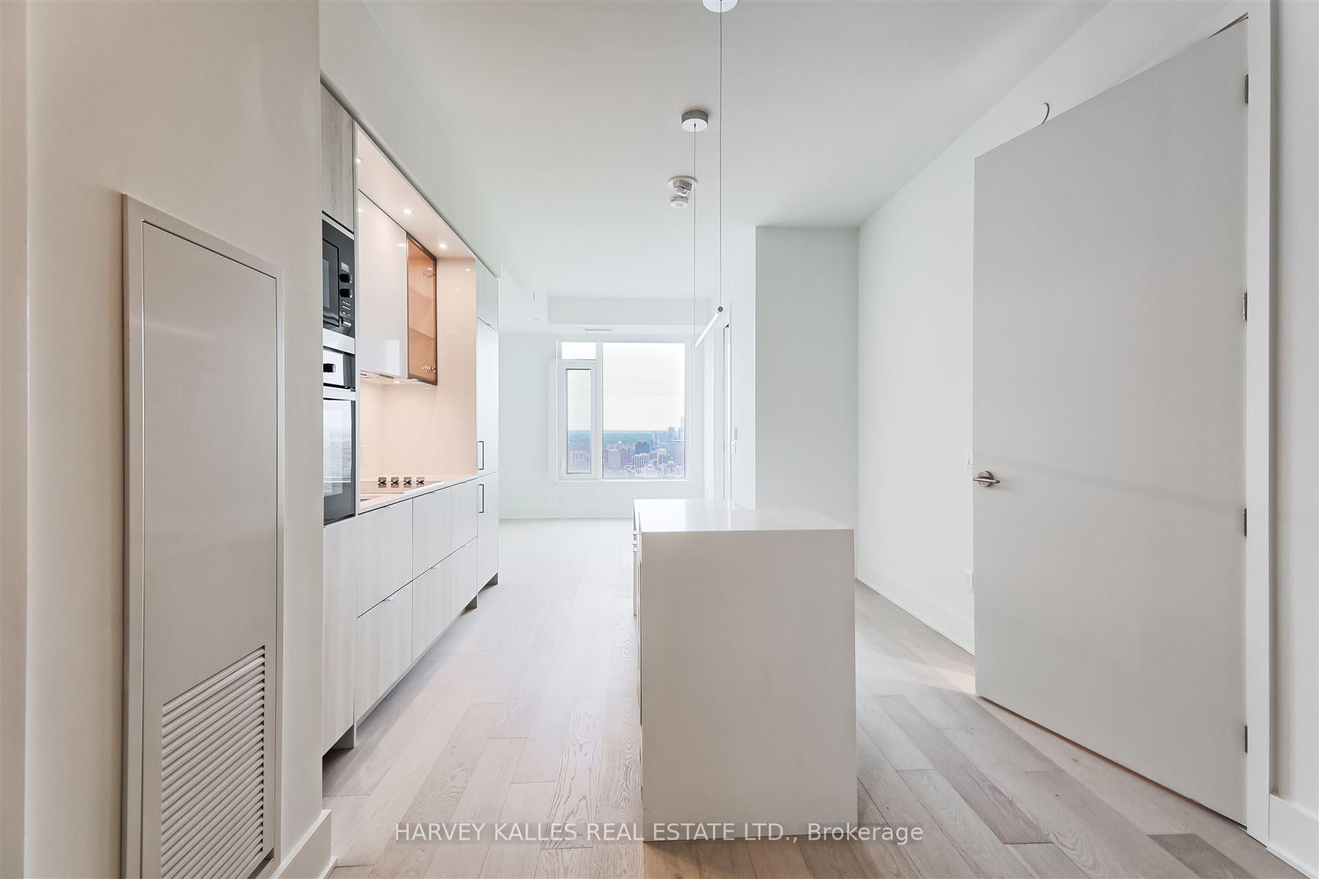 11 Yorkville Avenue 4503