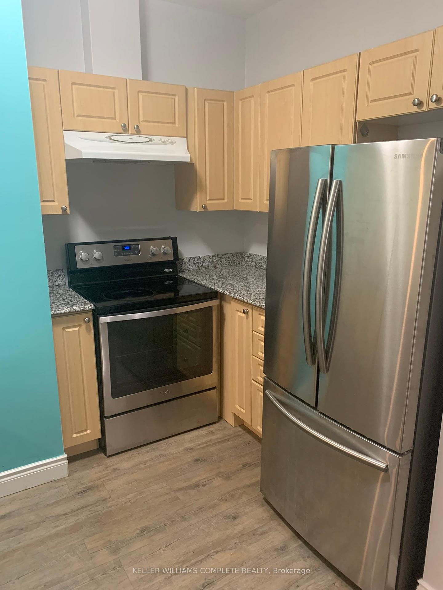 2 Bedrooms Condo at 135 James, Hamilton For sale