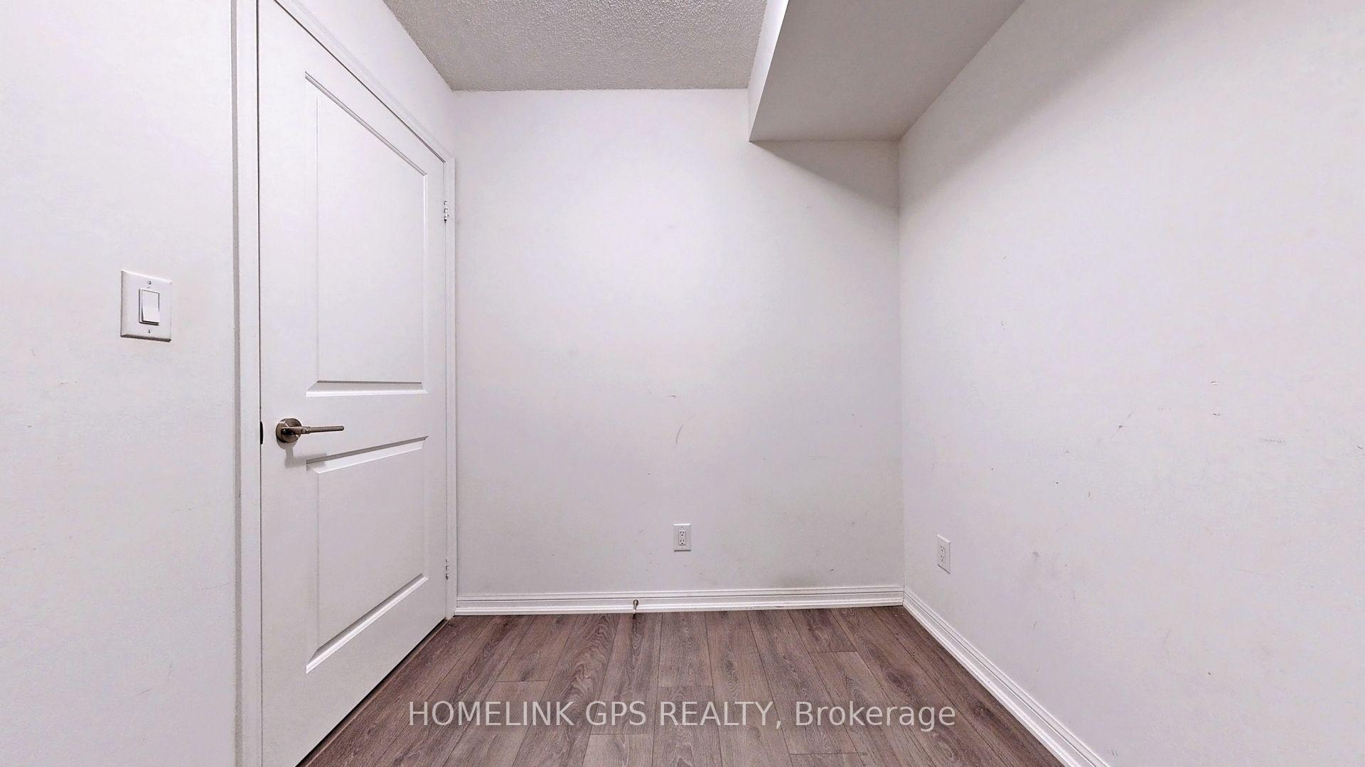 2 Bedrooms Condo at 35 Bastion, Toronto For sale