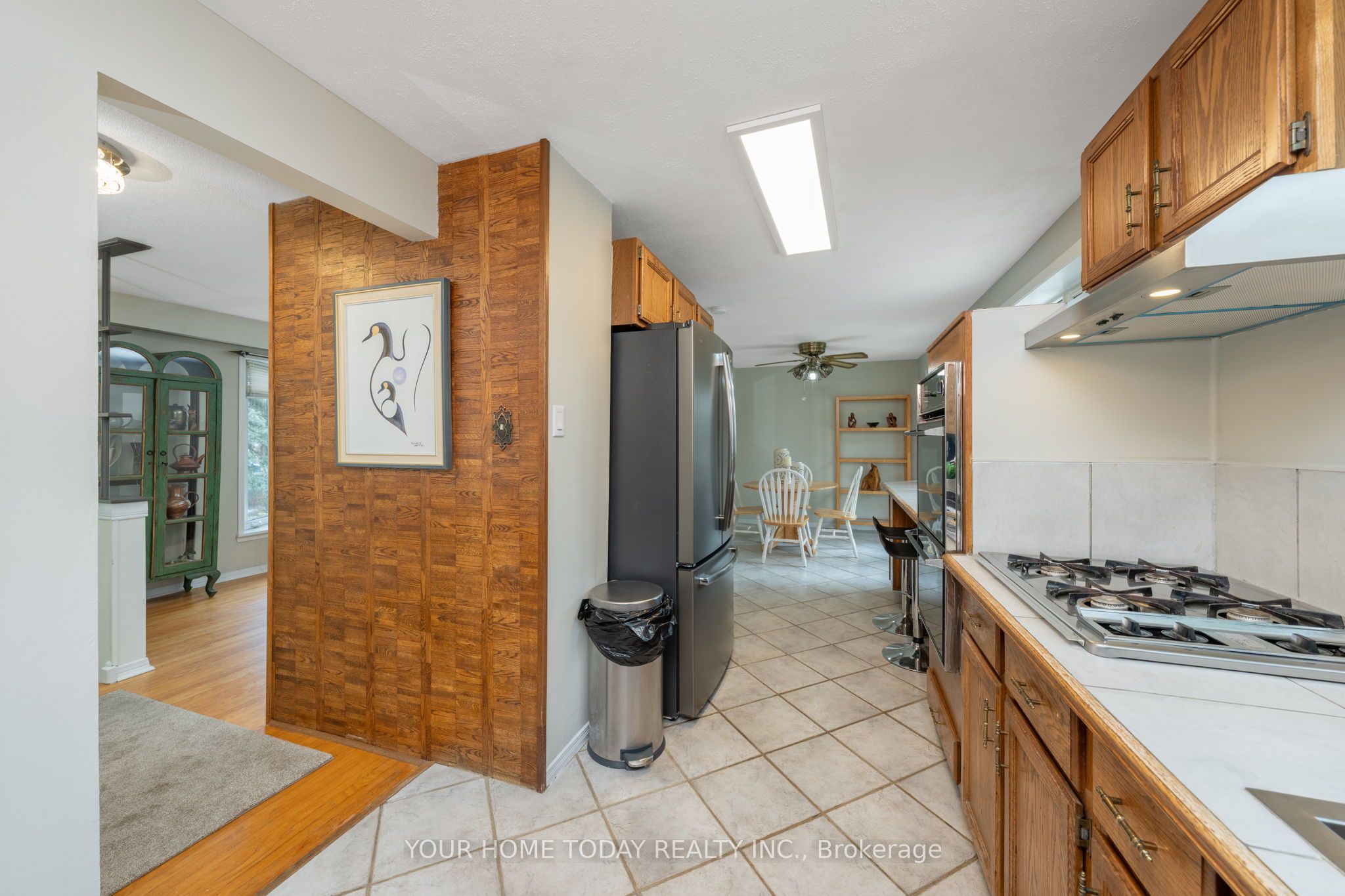 47 Irwin Crescent
