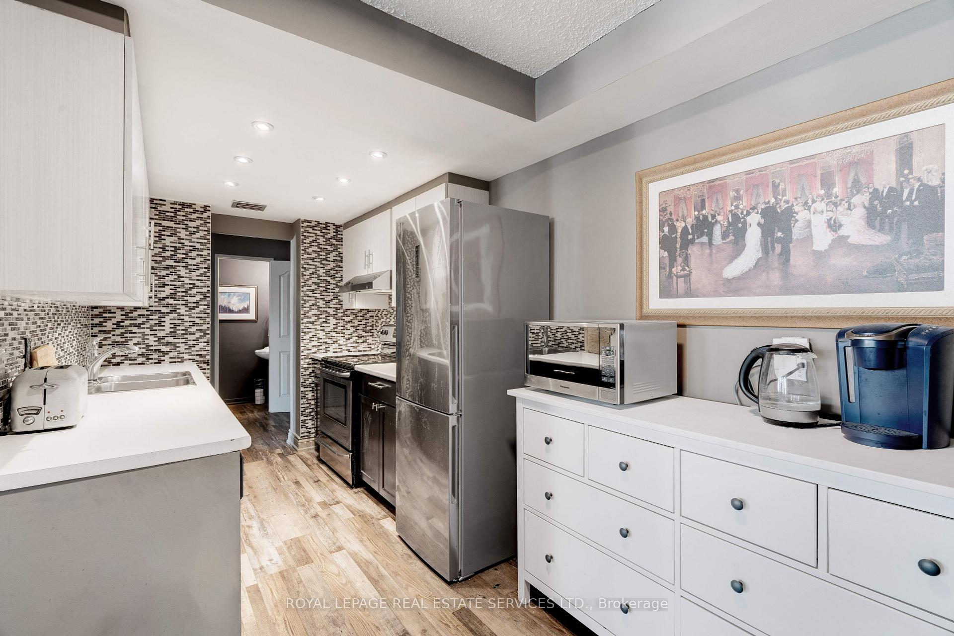 2 Bedrooms Condo at 120 Duke,  Hamilton For sale