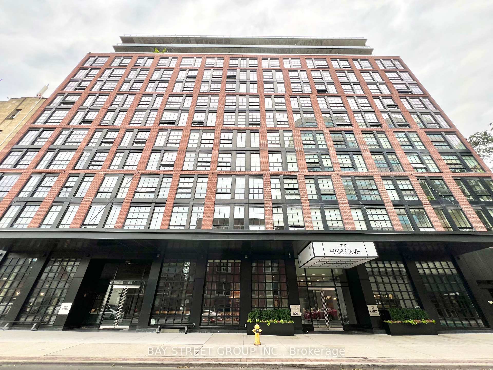 2 Bedrooms Condo at 608 Richmond, Toronto For sale