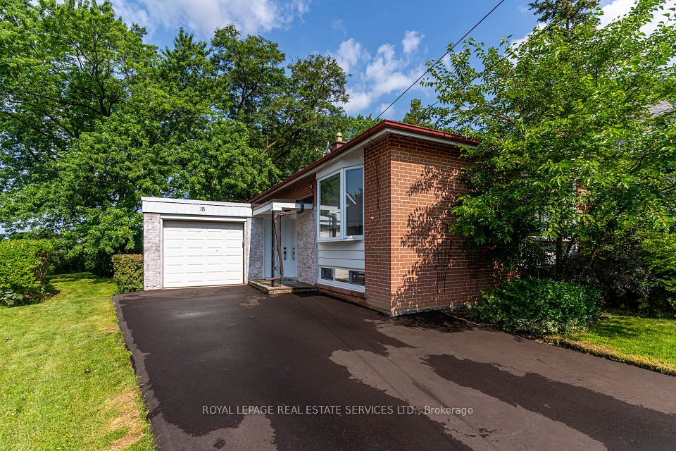 18 Puckeridge Crescent