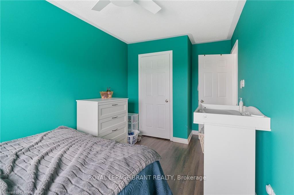 3 Bedrooms Condo at 6995 Glory, Mississauga For sale