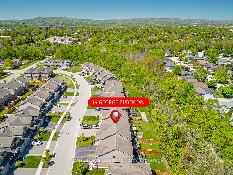 39 George Zubek Drive, Collingwood, ON L9Y 1M5