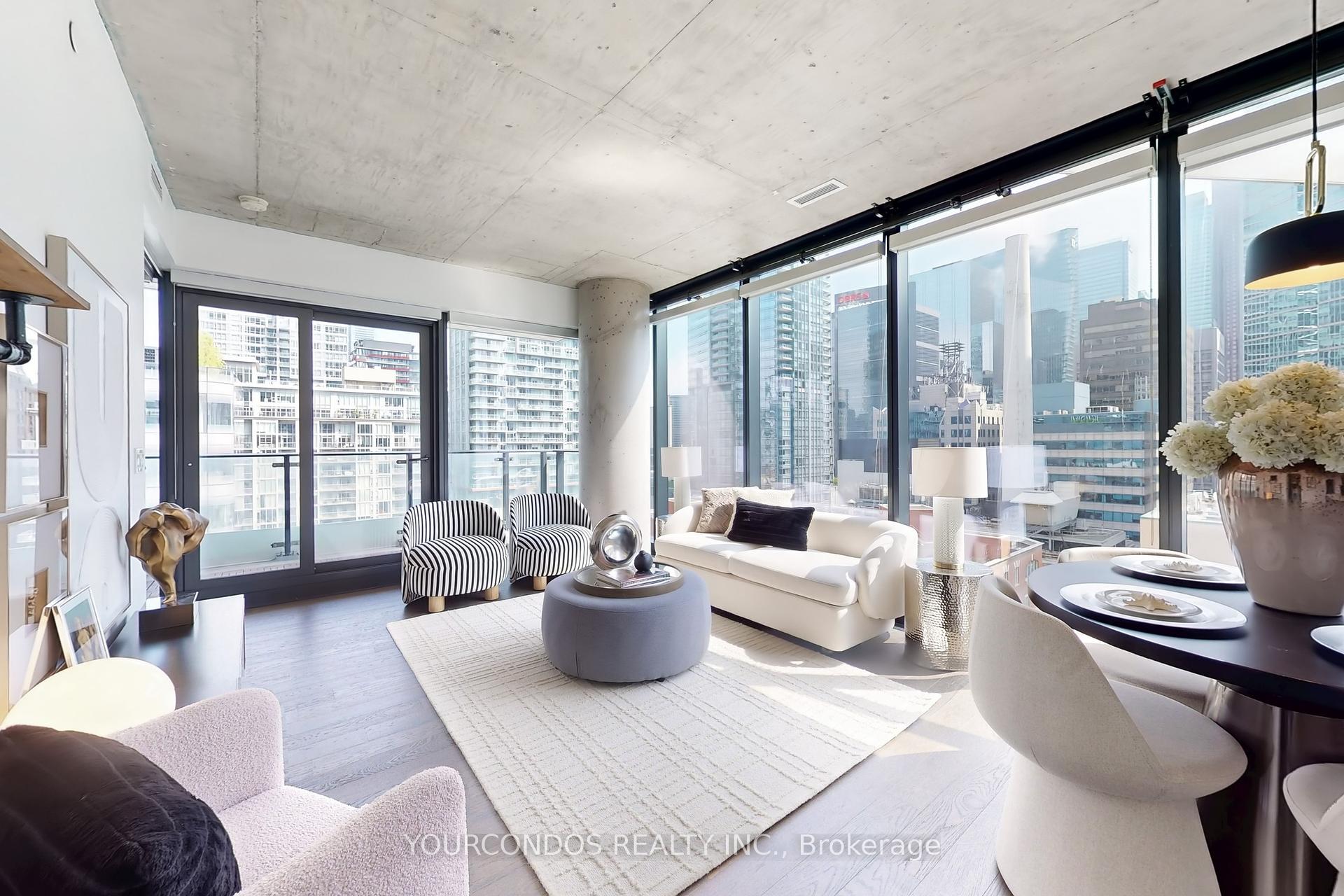 2 Bedrooms Condo at 224 King, Toronto For sale