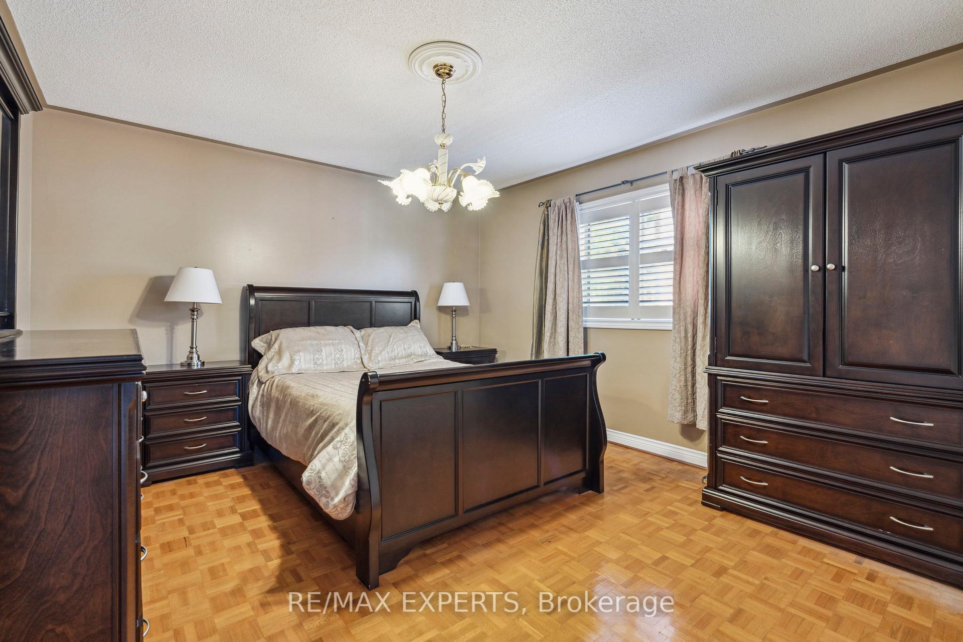 3623 East Park Court