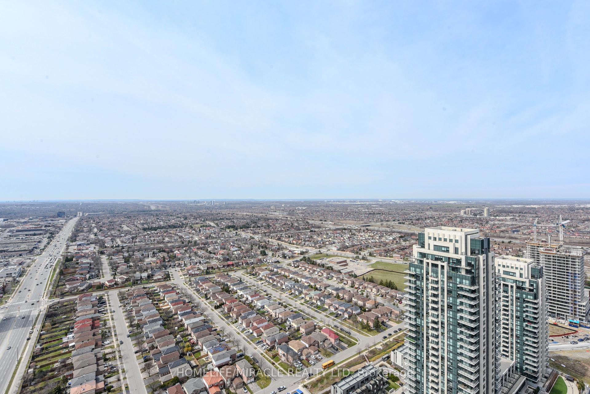 2 Bedrooms Condo at 4011 Brickstone,  Mississauga For sale