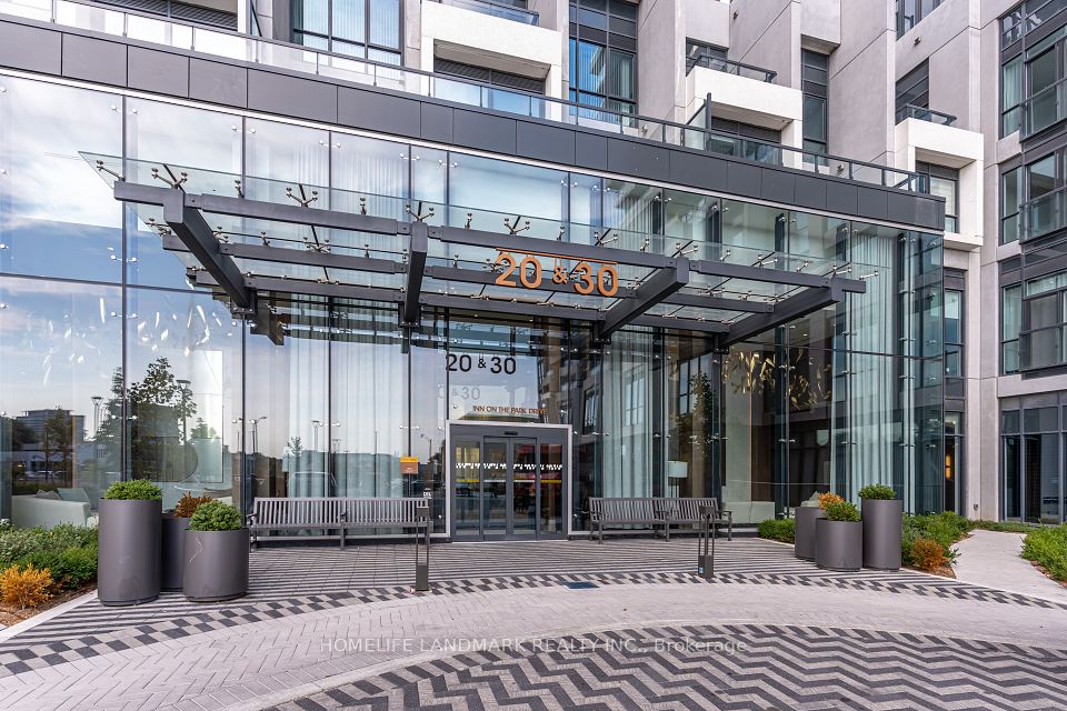 30 Inn On The Park Drive