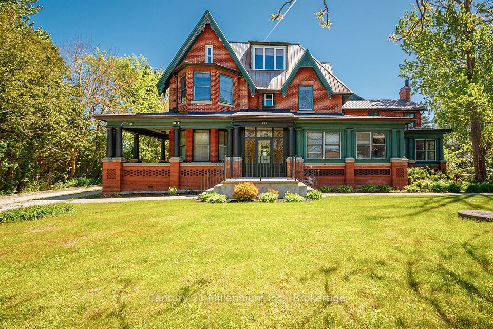 637 Hurontario