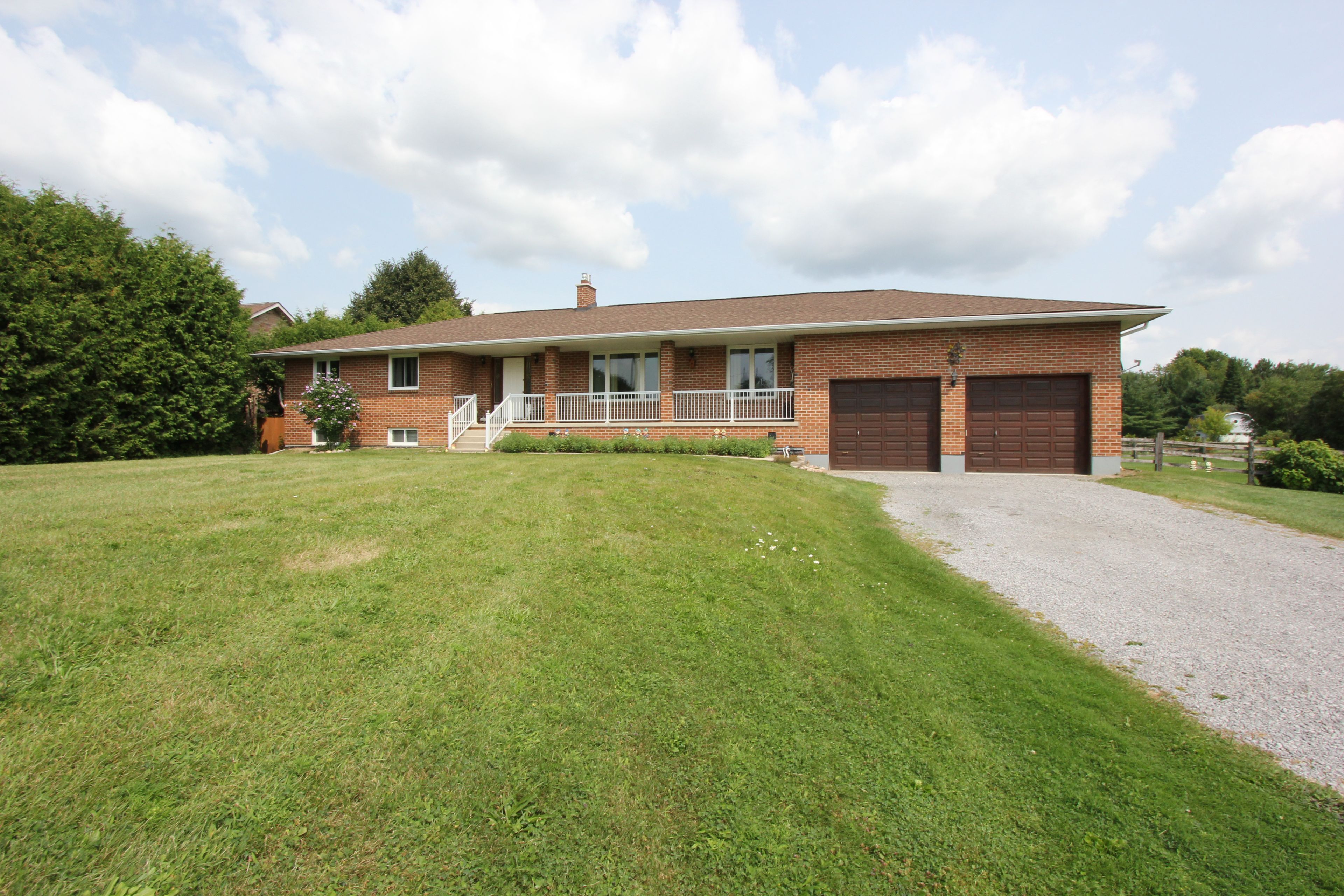 20161 Bathurst Street East Gwillimbury Ontario L9N 1N3