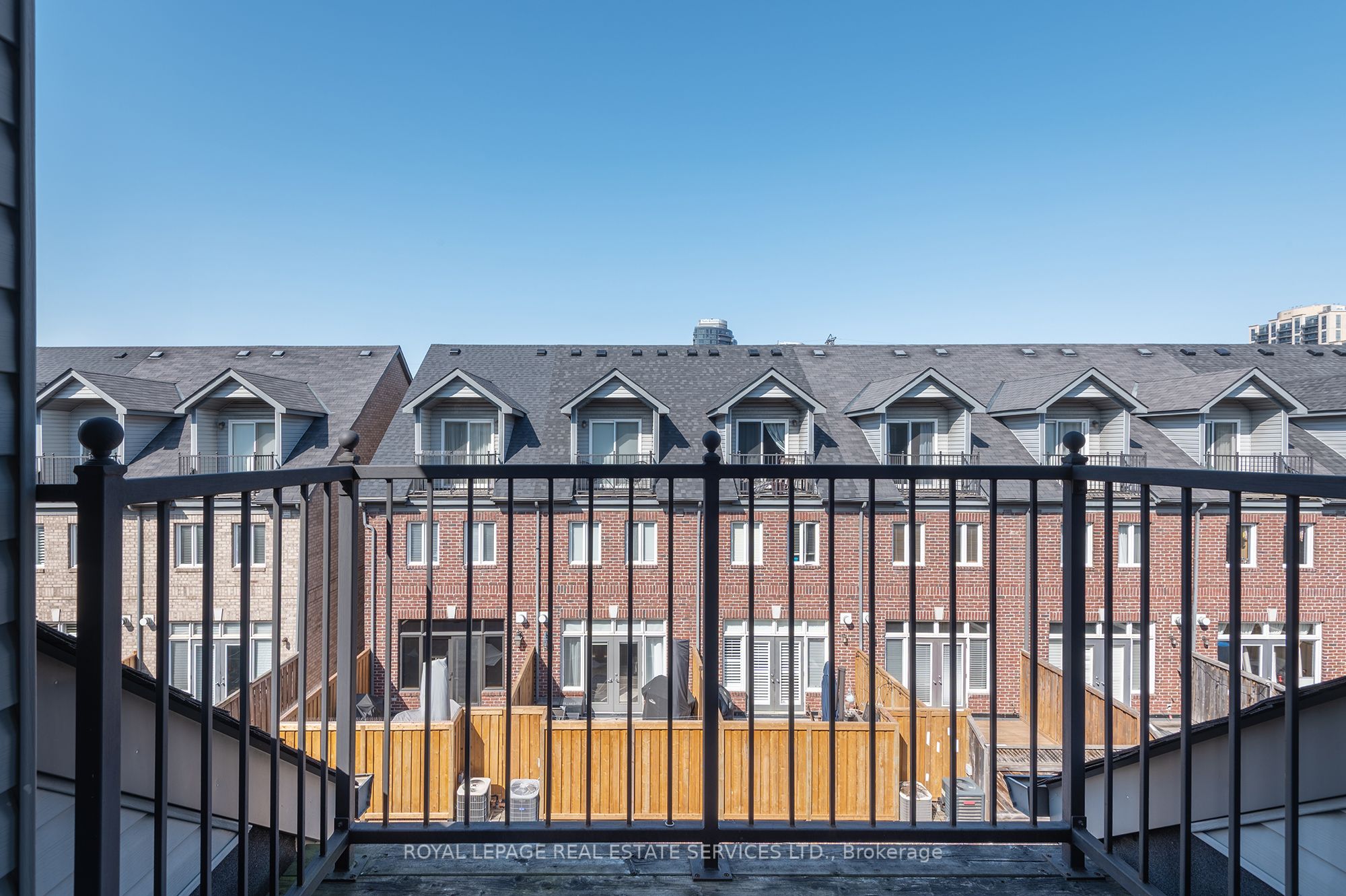 20 Shires Lane, #4