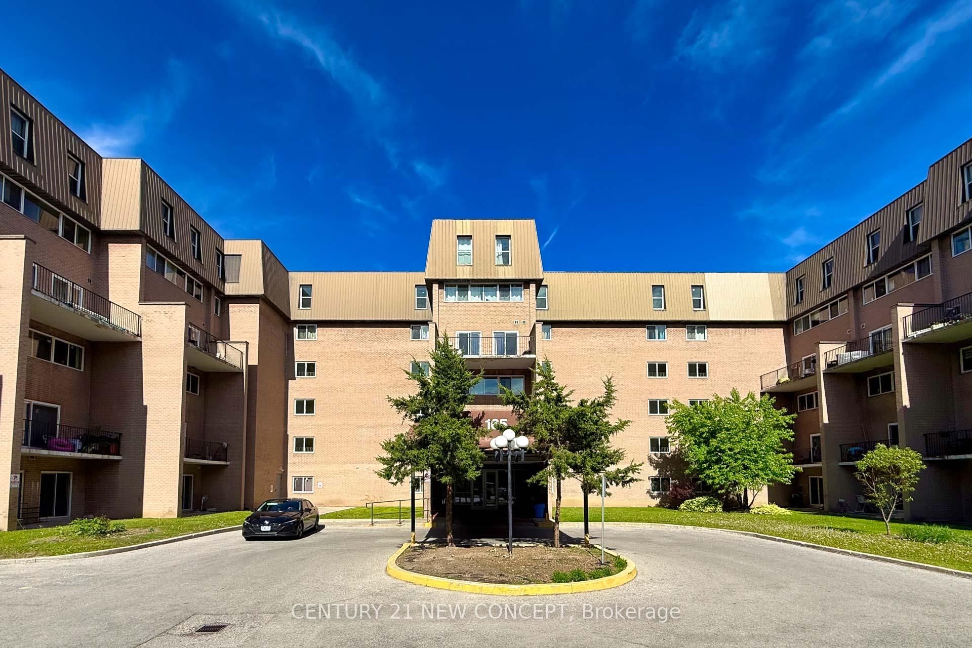 5 Bedrooms Condo at 165 Cherokee, Toronto For sale