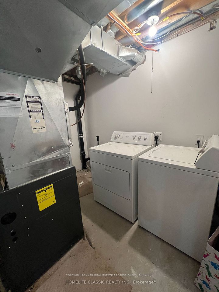 https://trreb-image.ampre.ca/FOgII1U123GBVSDxQ5lM4Tzf5WirJCXUdxZCthHnk3U/rs:fit:960:960/wm:.5:so:0:50:.4/wmsh:10/wmt:PHNwYW4gZm9yZWdyb3VuZD0nd2hpdGUnIGZvbnQ9JzY4Jz5DT0xEV0VMTCBCQU5LRVIgUkVBTCBFU1RBVEUgUFJPRkVTU0lPTkFMUywgQnJva2VyYWdlPC9zcGFuPg/L3RycmViL2xpc3RpbmdzLzQwLzcyLzcwLzA1L3AvNGEwNjQ1N2UtM2I5Ni00NzM2LThlYzUtYWEyZGYxNTQ4NjAzLmpwZw.jpg