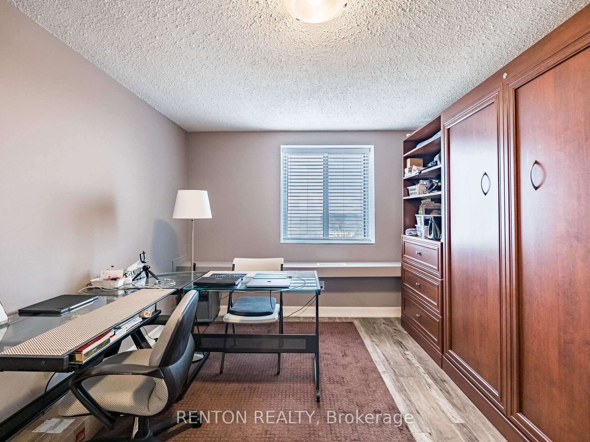 2 Bedrooms Condo at 6720 Glen Erin,  Mississauga For sale