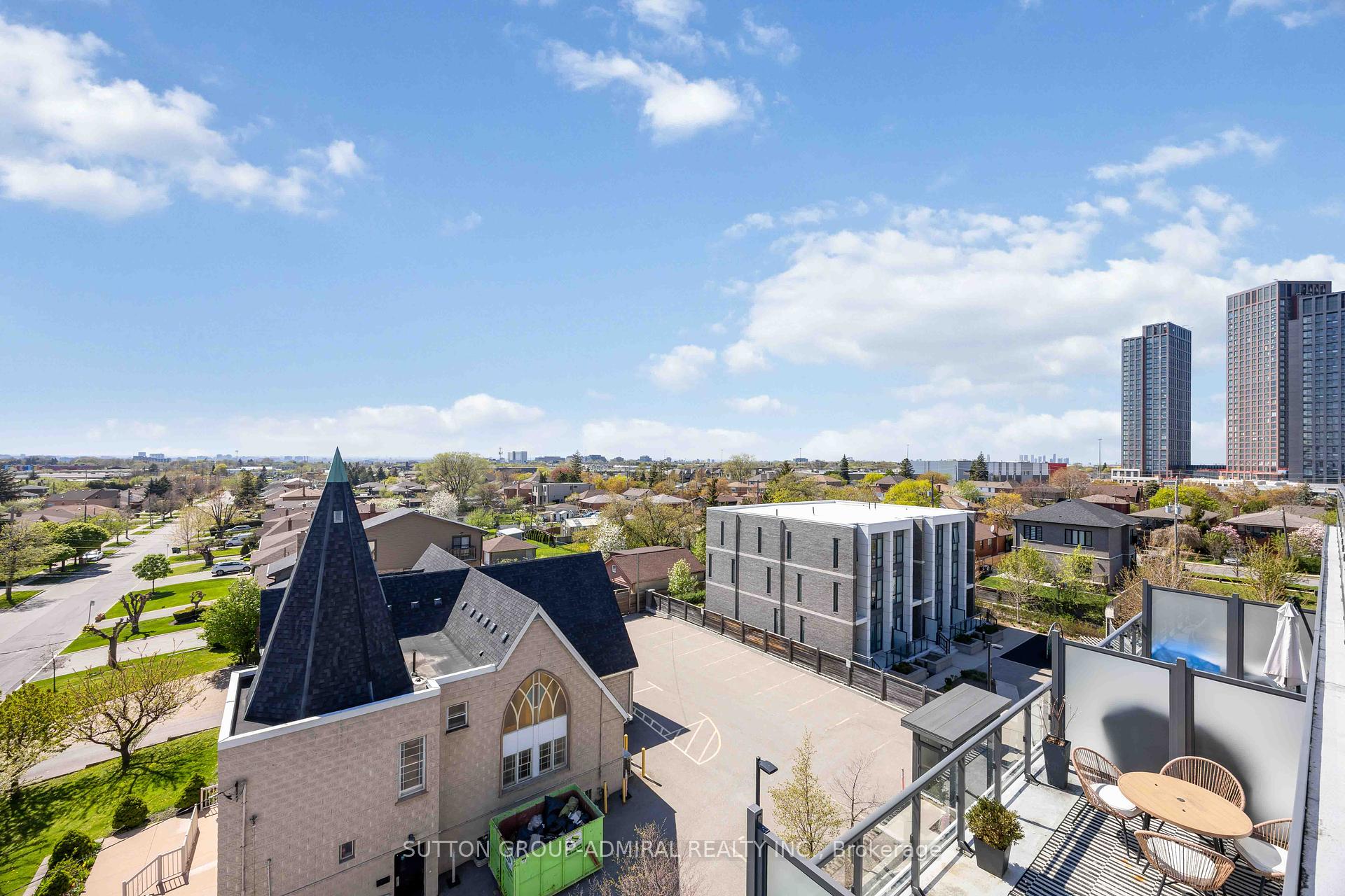 2 Bedrooms Condo at 16 MCADAM, Toronto For sale